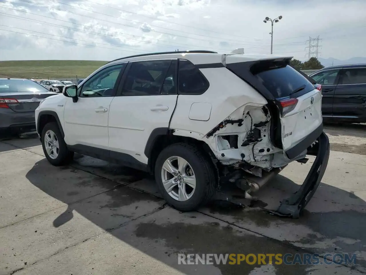 2 Photograph of a damaged car 4T3MWRFV2MU048172 TOYOTA RAV4 2021