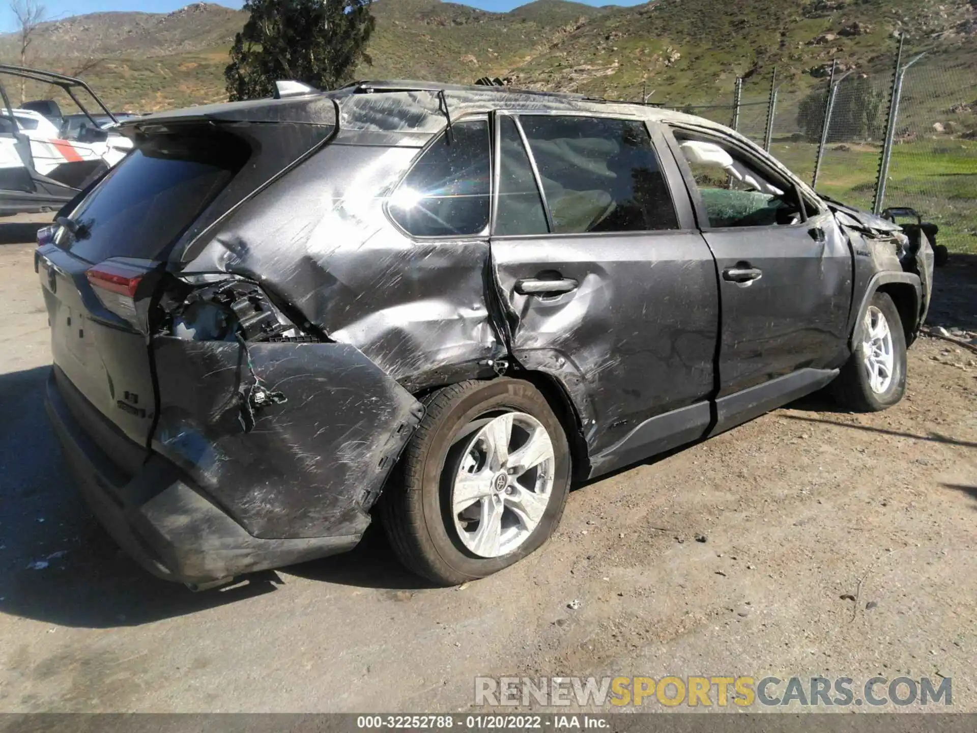 4 Photograph of a damaged car 4T3MWRFV5MU039854 TOYOTA RAV4 2021