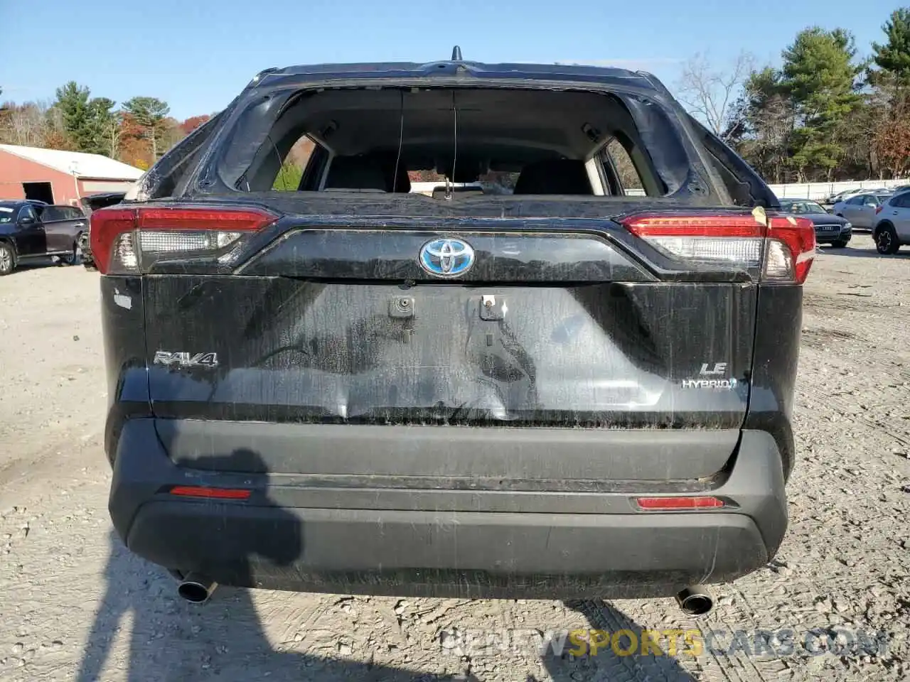 6 Photograph of a damaged car 4T3MWRFV7MU045400 TOYOTA RAV4 2021