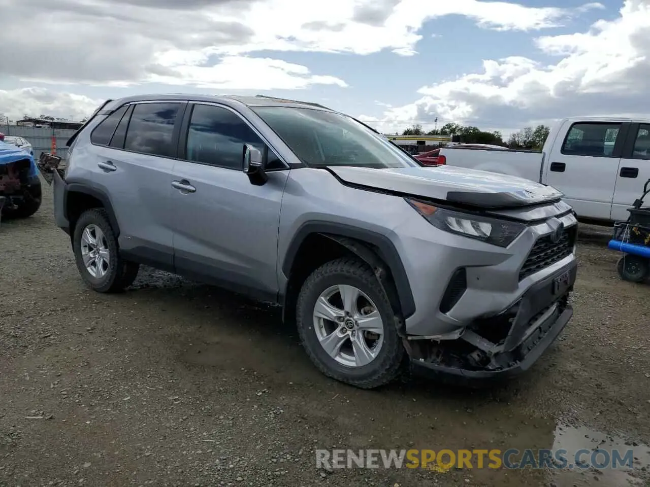 4 Photograph of a damaged car 4T3MWRFV8MU020439 TOYOTA RAV4 2021