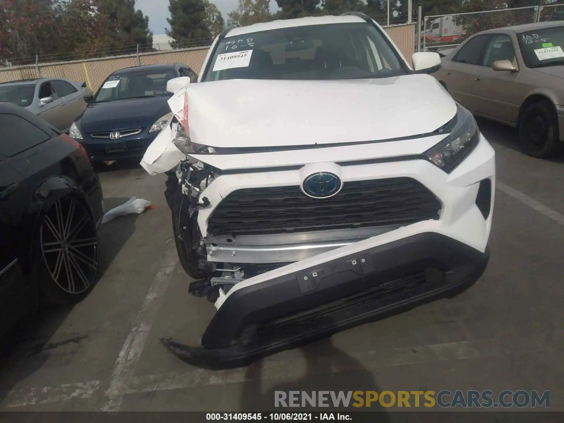 6 Photograph of a damaged car 4T3MWRFV8MU023471 TOYOTA RAV4 2021