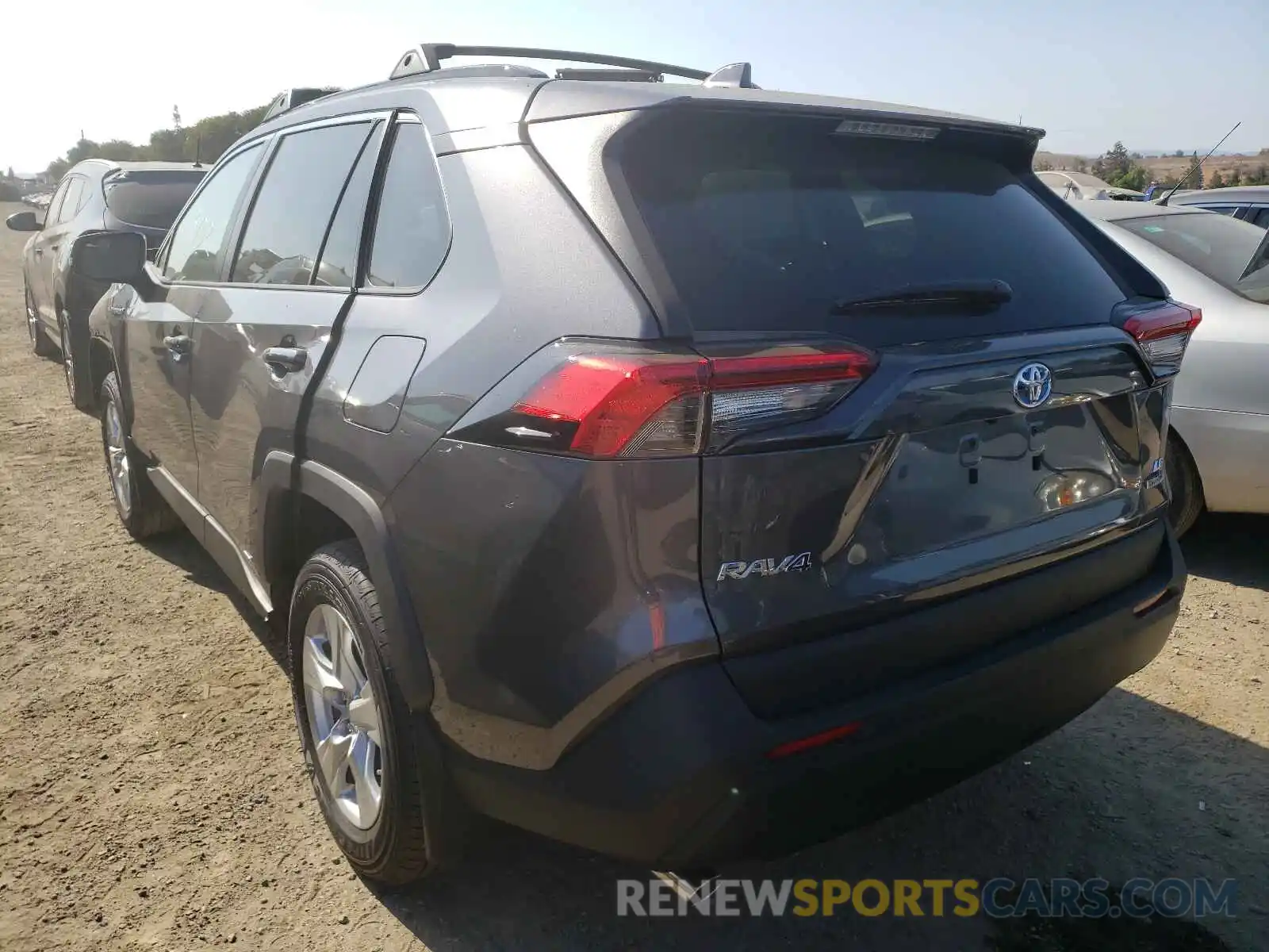 3 Photograph of a damaged car 4T3MWRFV8MU026290 TOYOTA RAV4 2021