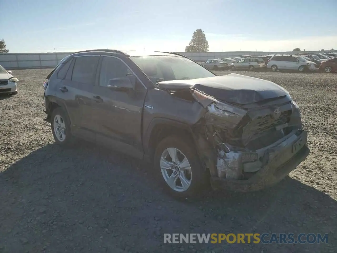 4 Photograph of a damaged car 4T3MWRFV8MU036284 TOYOTA RAV4 2021