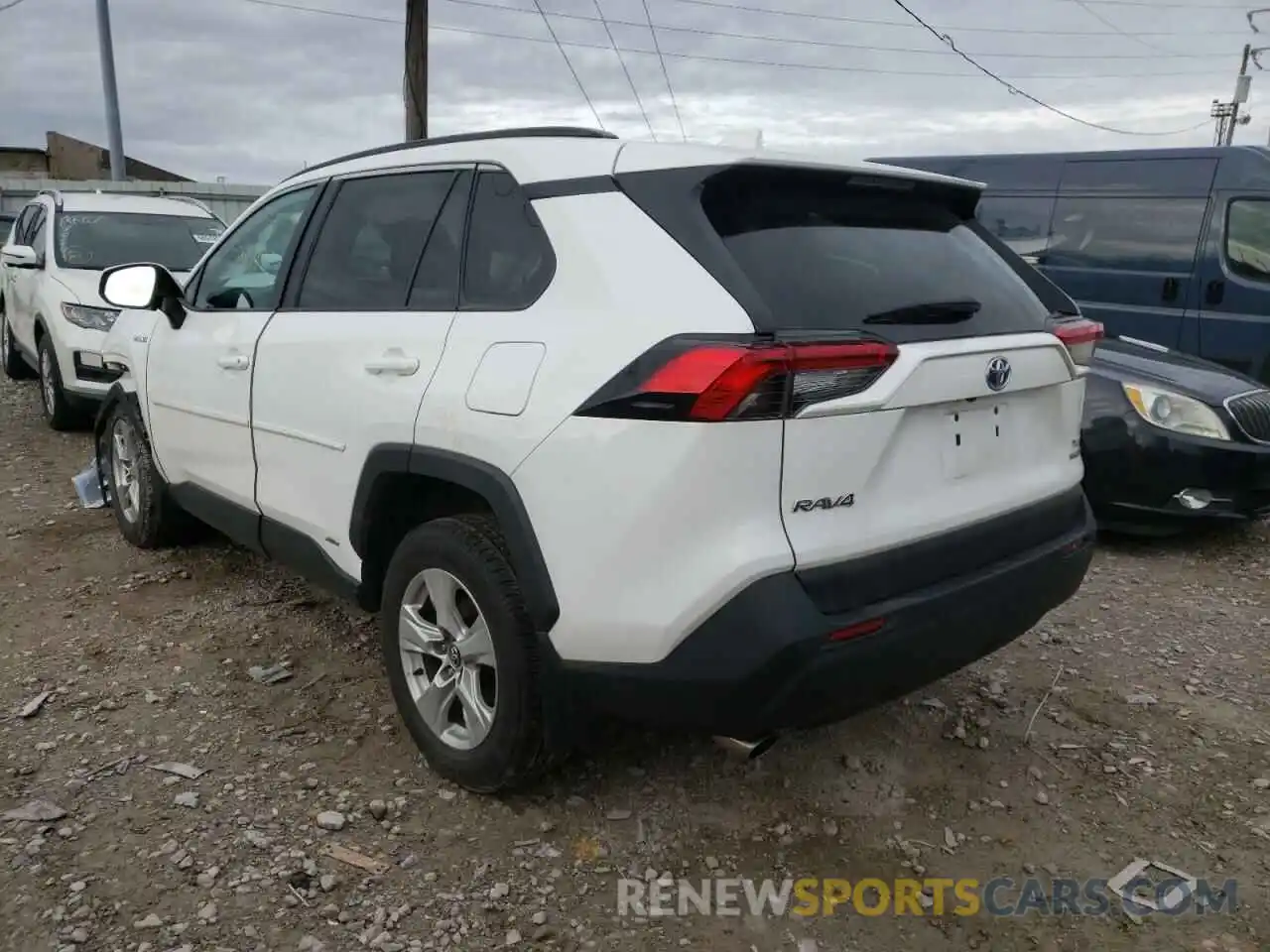 3 Photograph of a damaged car 4T3R6RFV0MU007335 TOYOTA RAV4 2021