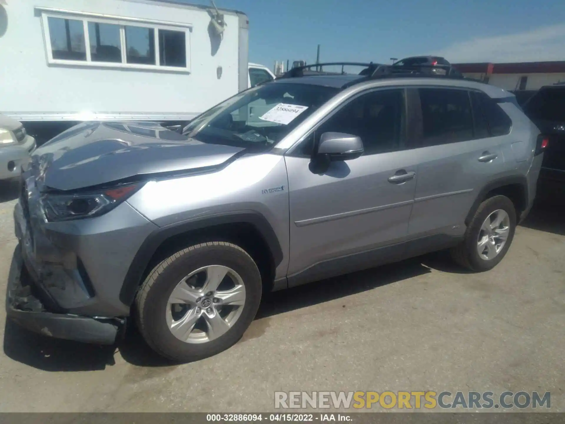 2 Photograph of a damaged car 4T3R6RFV1MU029120 TOYOTA RAV4 2021