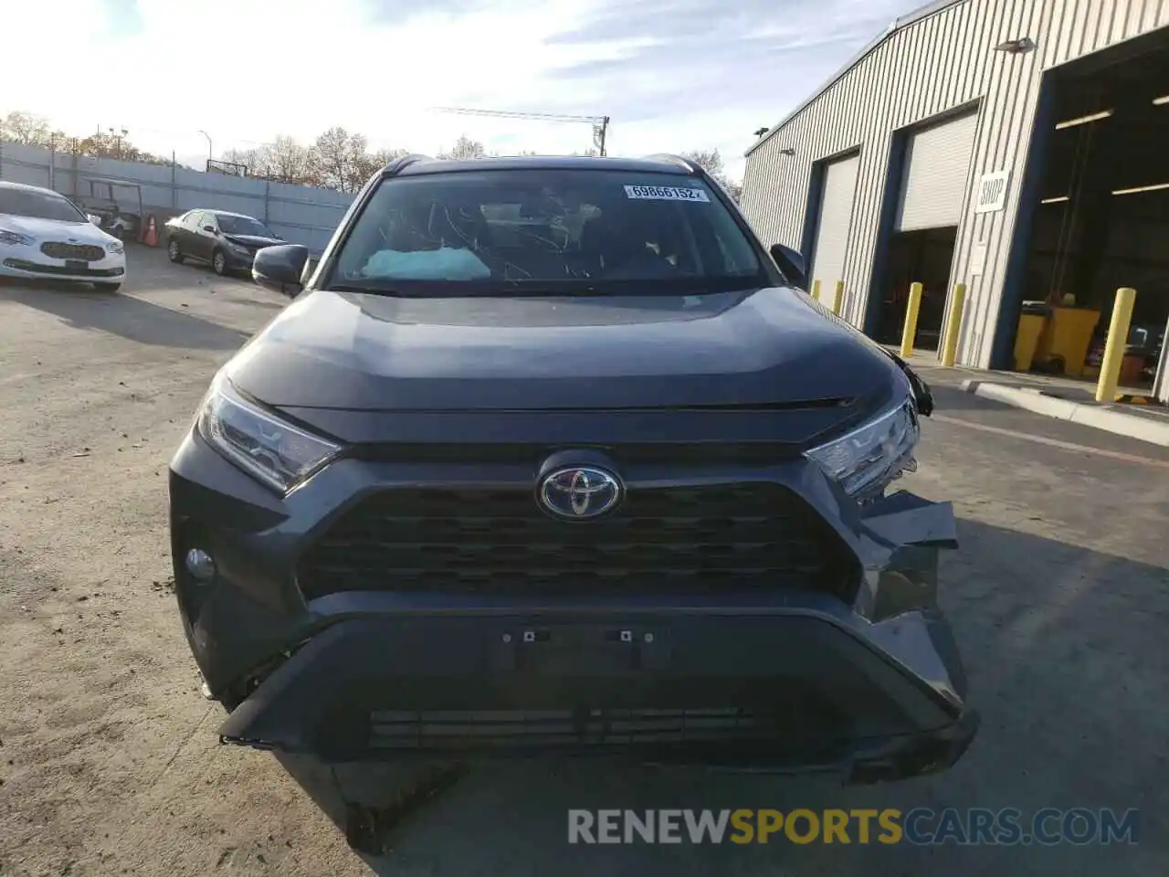 5 Photograph of a damaged car 4T3R6RFV2MU007112 TOYOTA RAV4 2021