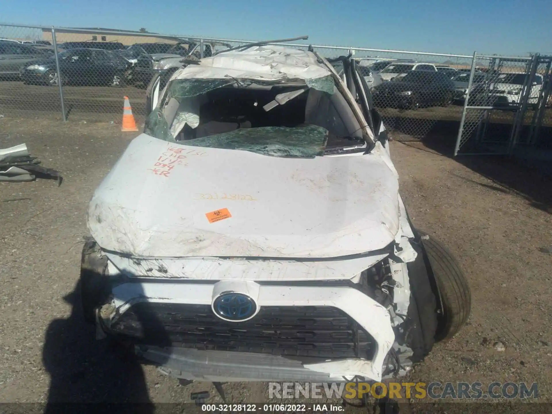 6 Photograph of a damaged car 4T3R6RFV2MU018286 TOYOTA RAV4 2021