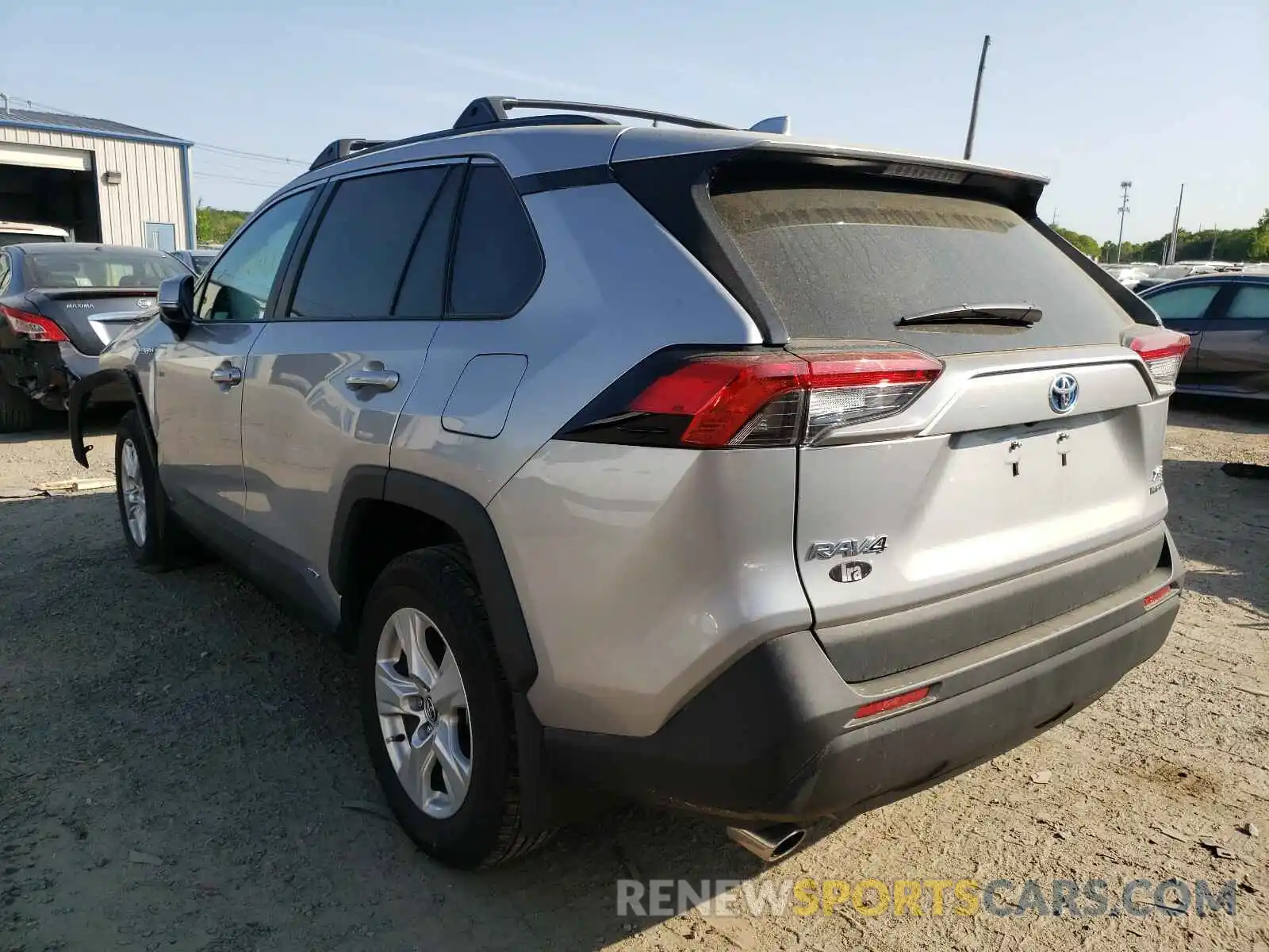 3 Photograph of a damaged car 4T3R6RFV2MU022581 TOYOTA RAV4 2021