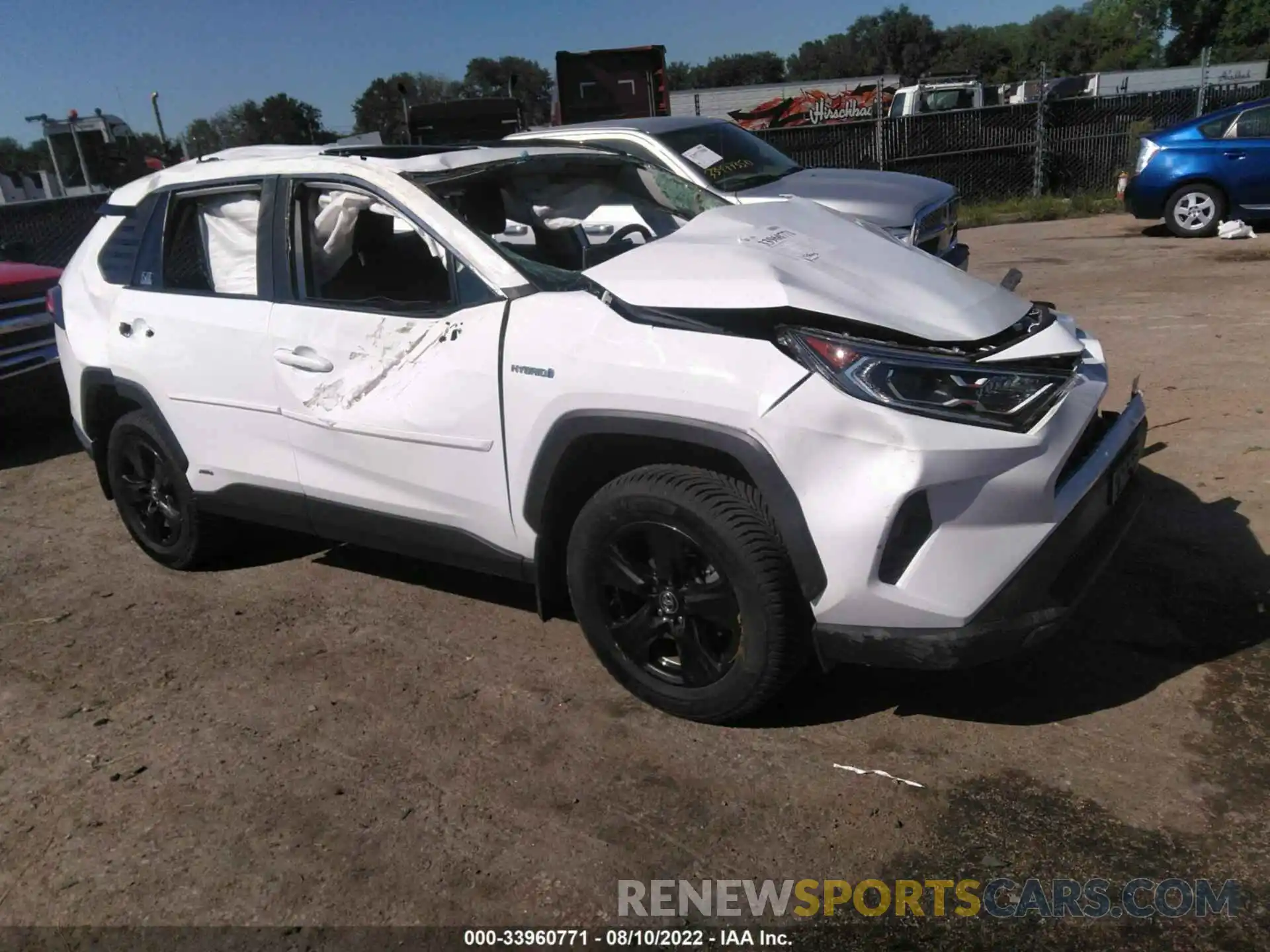 1 Photograph of a damaged car 4T3R6RFV2MU023889 TOYOTA RAV4 2021