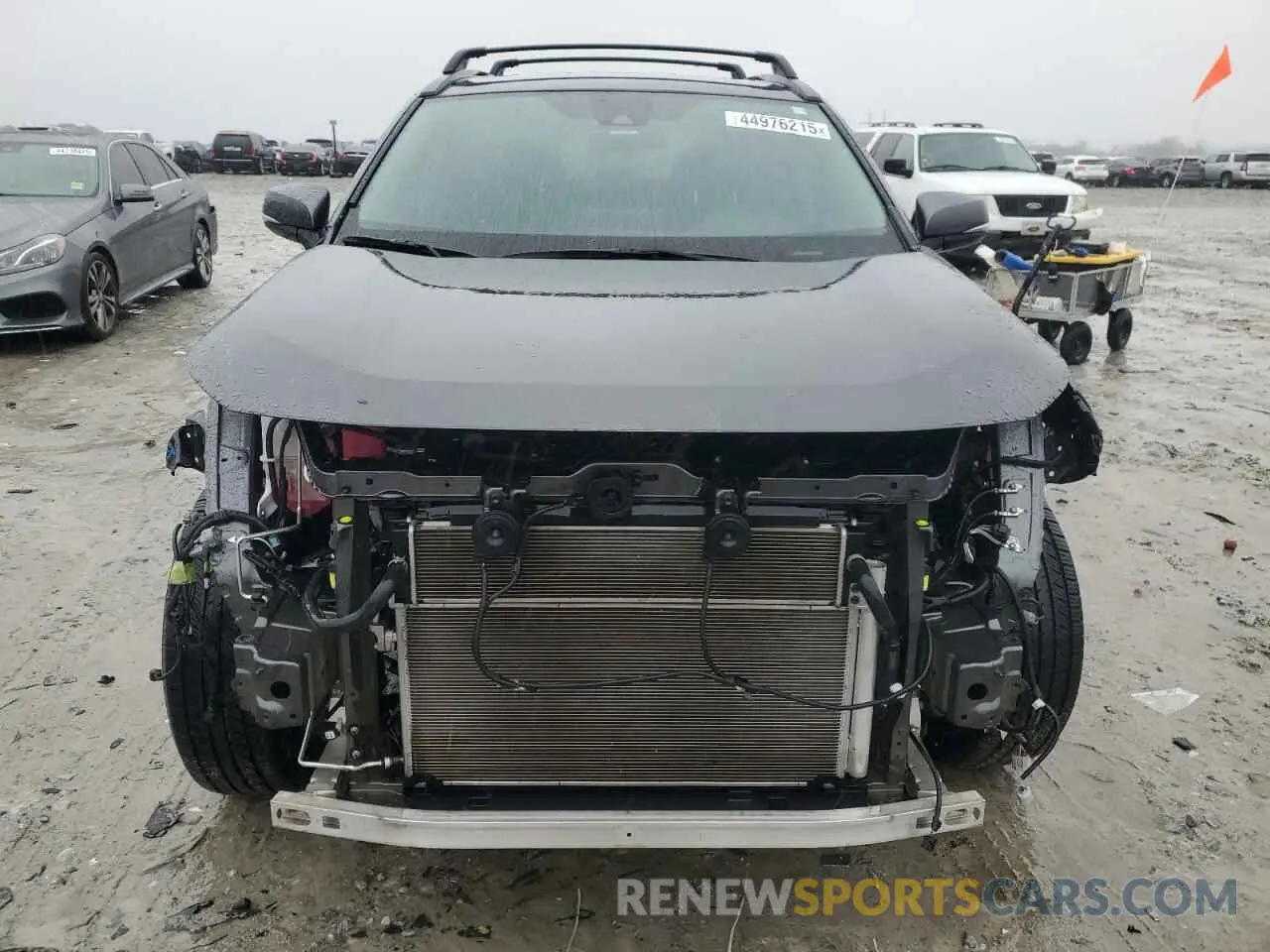 5 Photograph of a damaged car 4T3R6RFV3MU020497 TOYOTA RAV4 2021