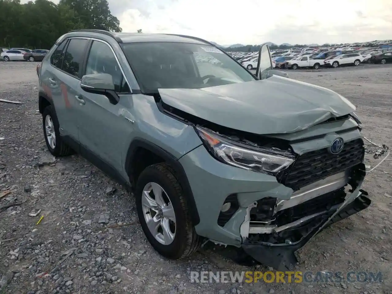 1 Photograph of a damaged car 4T3R6RFV3MU031337 TOYOTA RAV4 2021