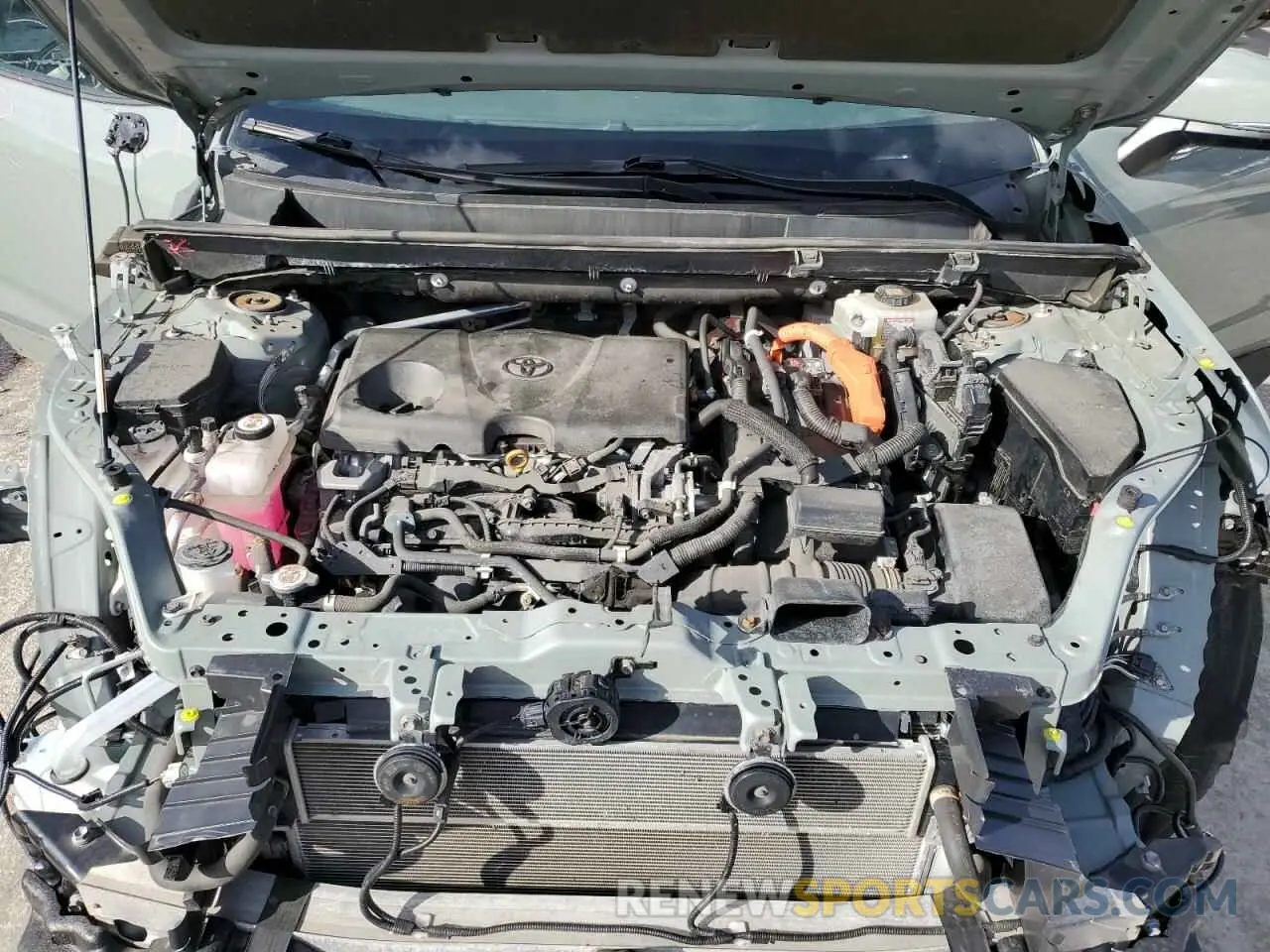 12 Photograph of a damaged car 4T3R6RFV5MU014913 TOYOTA RAV4 2021