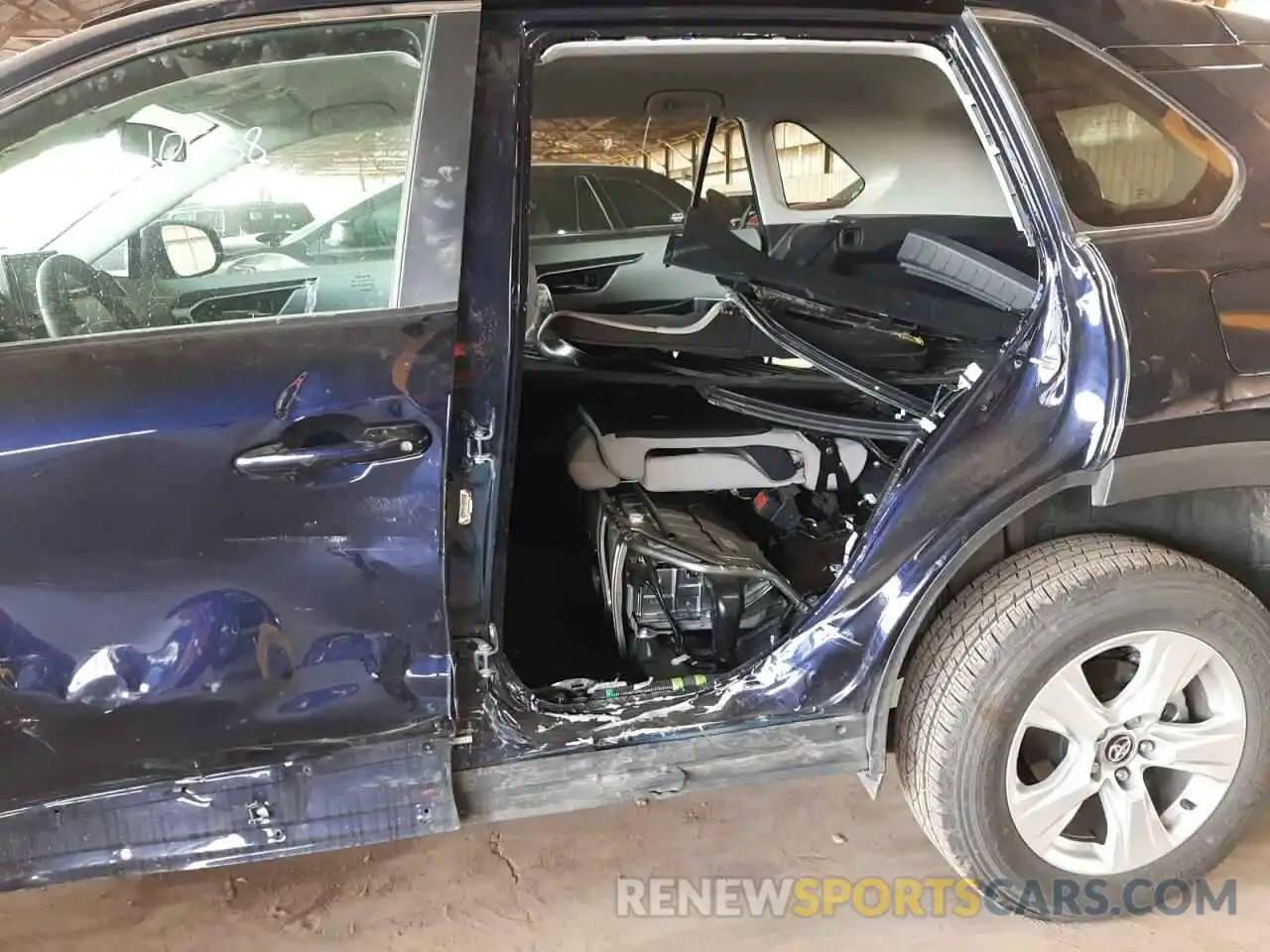 9 Photograph of a damaged car 4T3R6RFV6MU011745 TOYOTA RAV4 2021