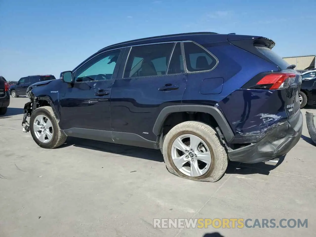 2 Photograph of a damaged car 4T3R6RFV6MU017657 TOYOTA RAV4 2021