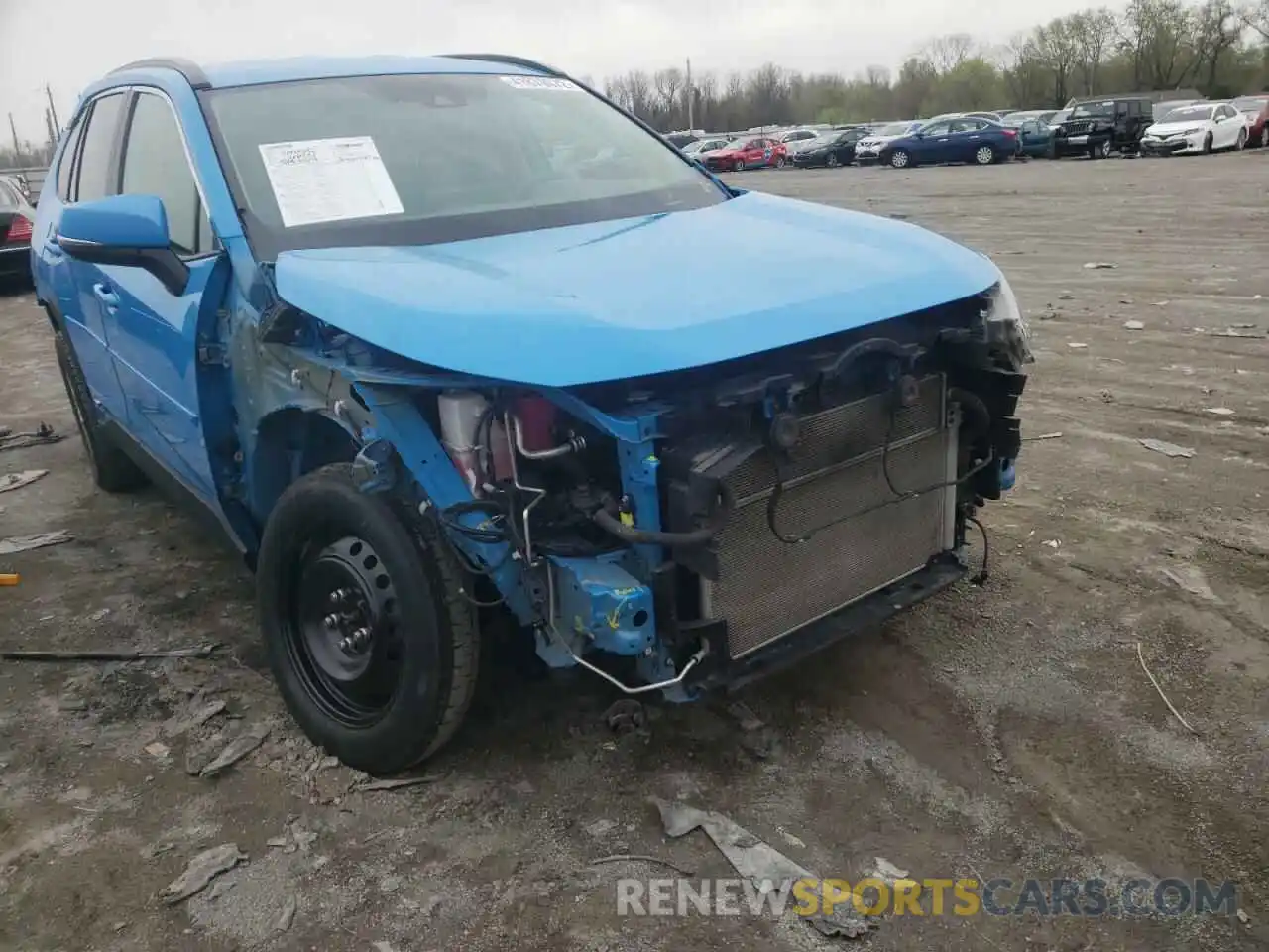 9 Photograph of a damaged car 4T3R6RFV6MU018310 TOYOTA RAV4 2021