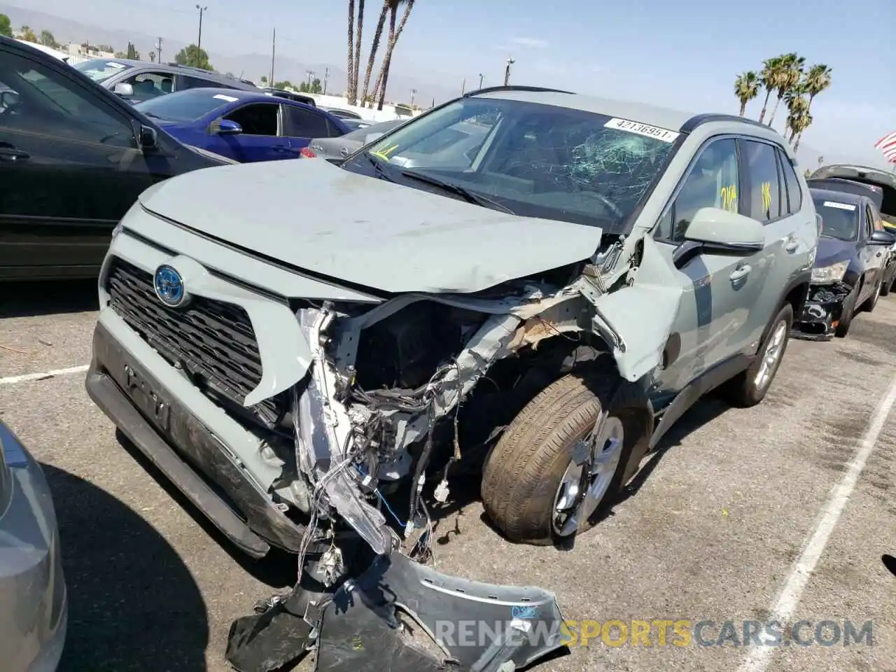 9 Photograph of a damaged car 4T3R6RFV6MU021319 TOYOTA RAV4 2021