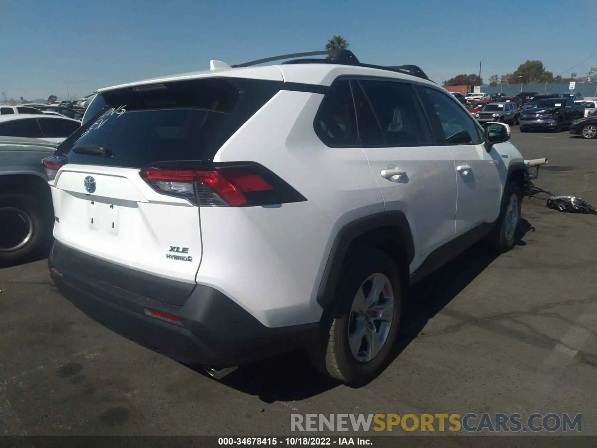 4 Photograph of a damaged car 4T3R6RFV7MU007266 TOYOTA RAV4 2021