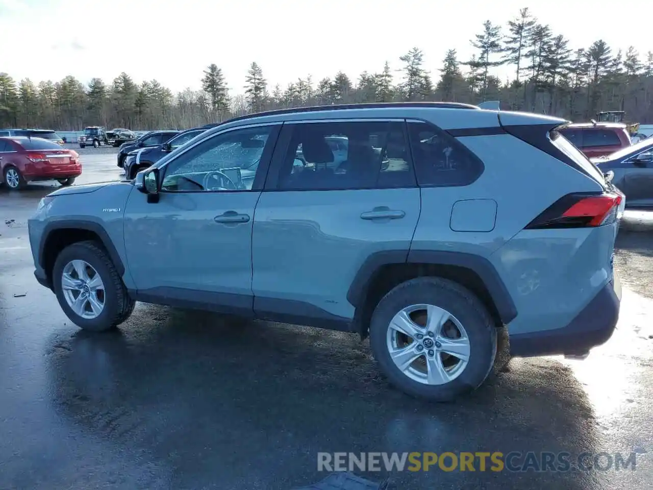 2 Photograph of a damaged car 4T3R6RFV8MU008345 TOYOTA RAV4 2021