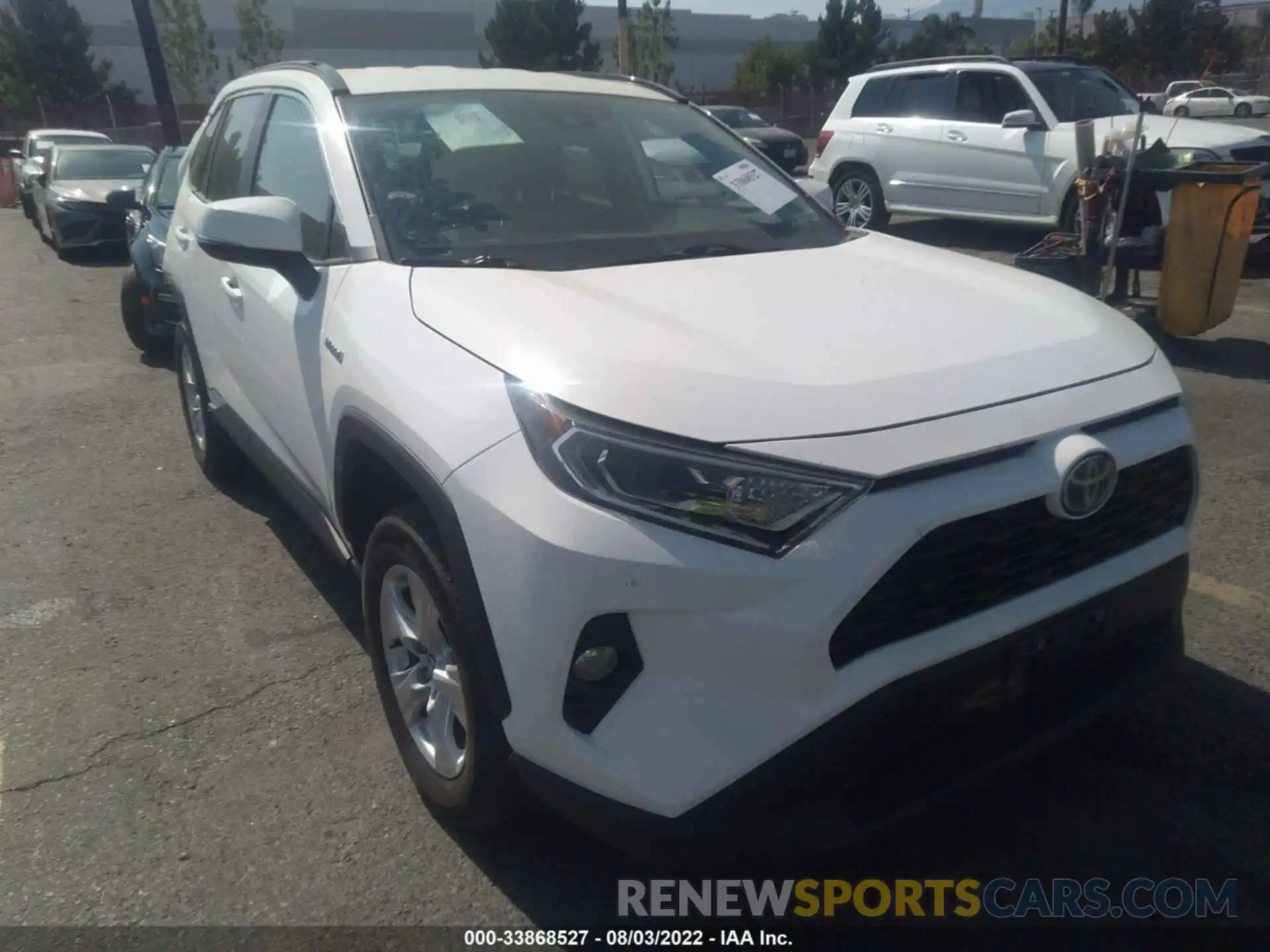 1 Photograph of a damaged car 4T3R6RFV8MU022973 TOYOTA RAV4 2021