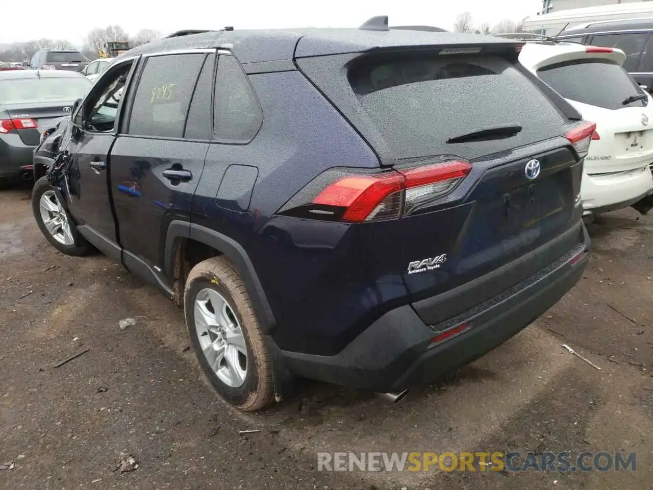 3 Photograph of a damaged car 4T3R6RFV9MU028894 TOYOTA RAV4 2021