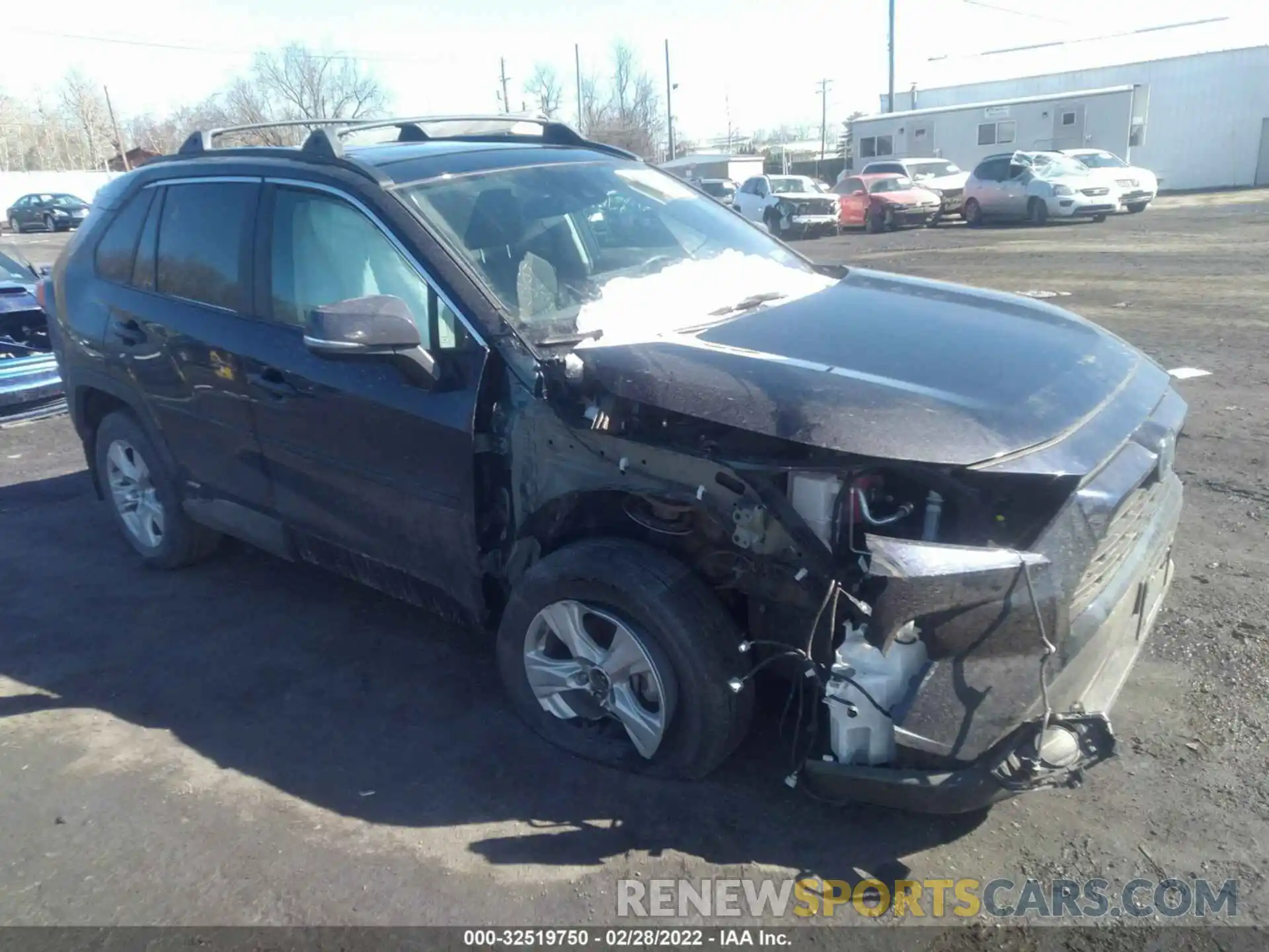 1 Photograph of a damaged car 4T3R6RFVXMU014227 TOYOTA RAV4 2021