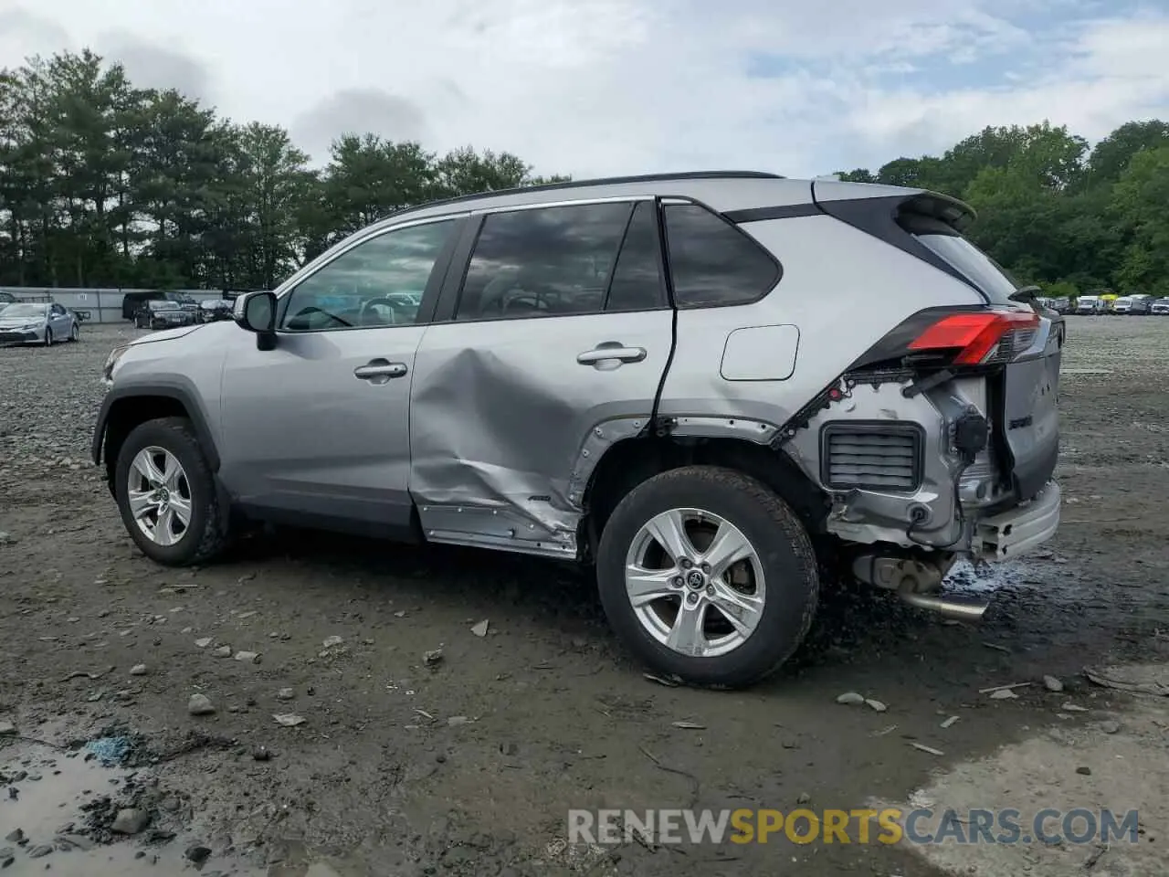 2 Photograph of a damaged car 4T3R6RFVXMU015295 TOYOTA RAV4 2021