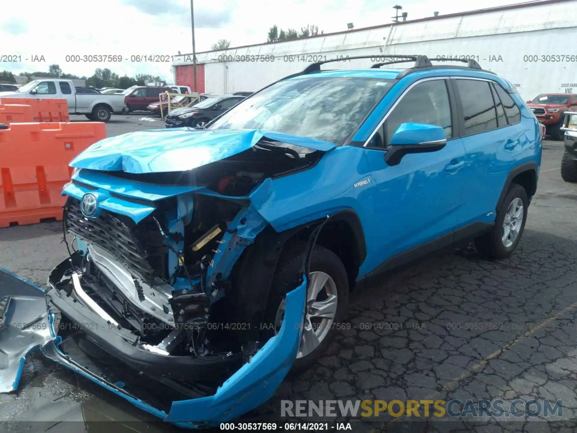 2 Photograph of a damaged car 4T3R6RFVXMU028077 TOYOTA RAV4 2021