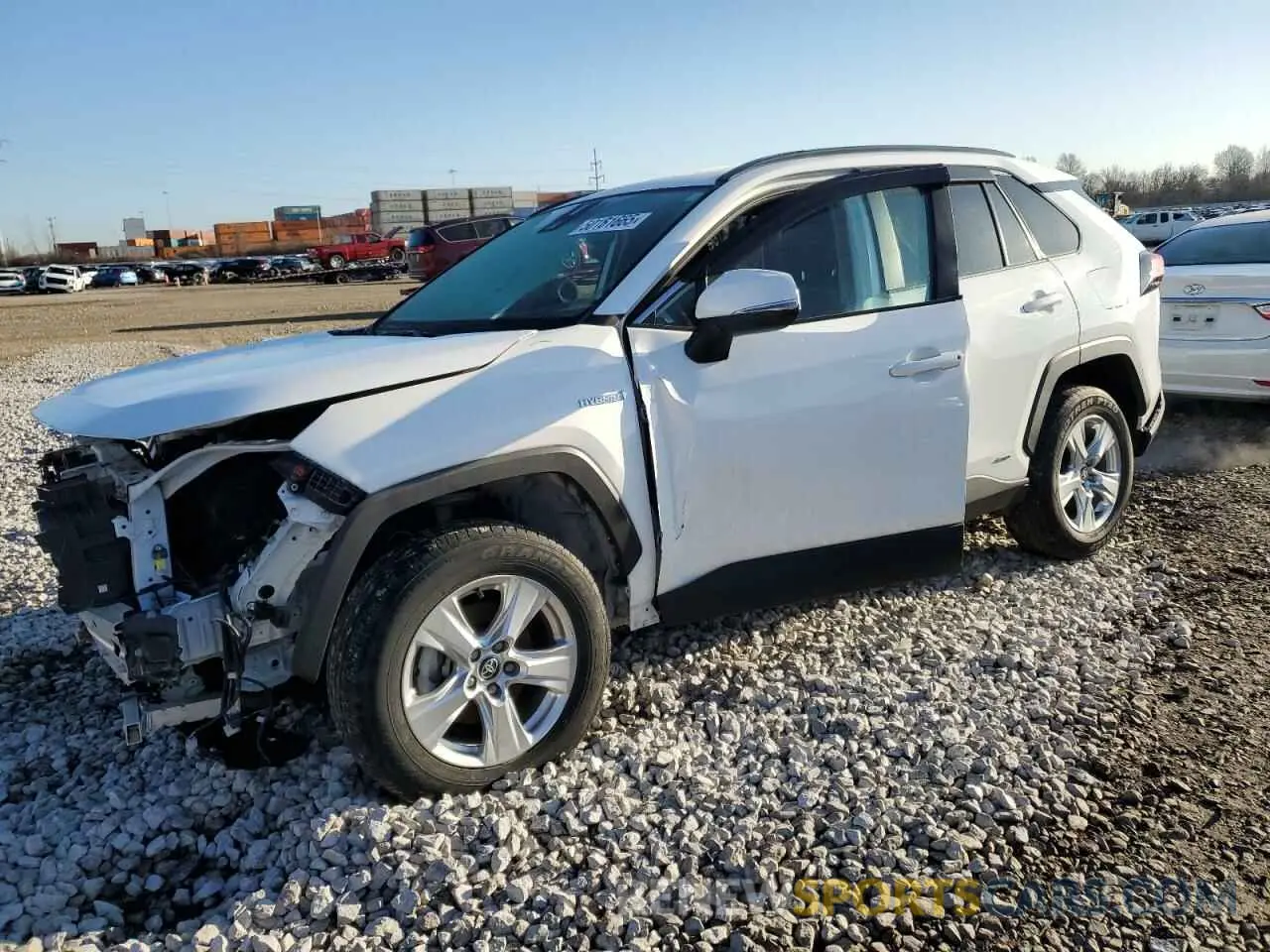 1 Photograph of a damaged car 4T3RWRFV0MU014141 TOYOTA RAV4 2021