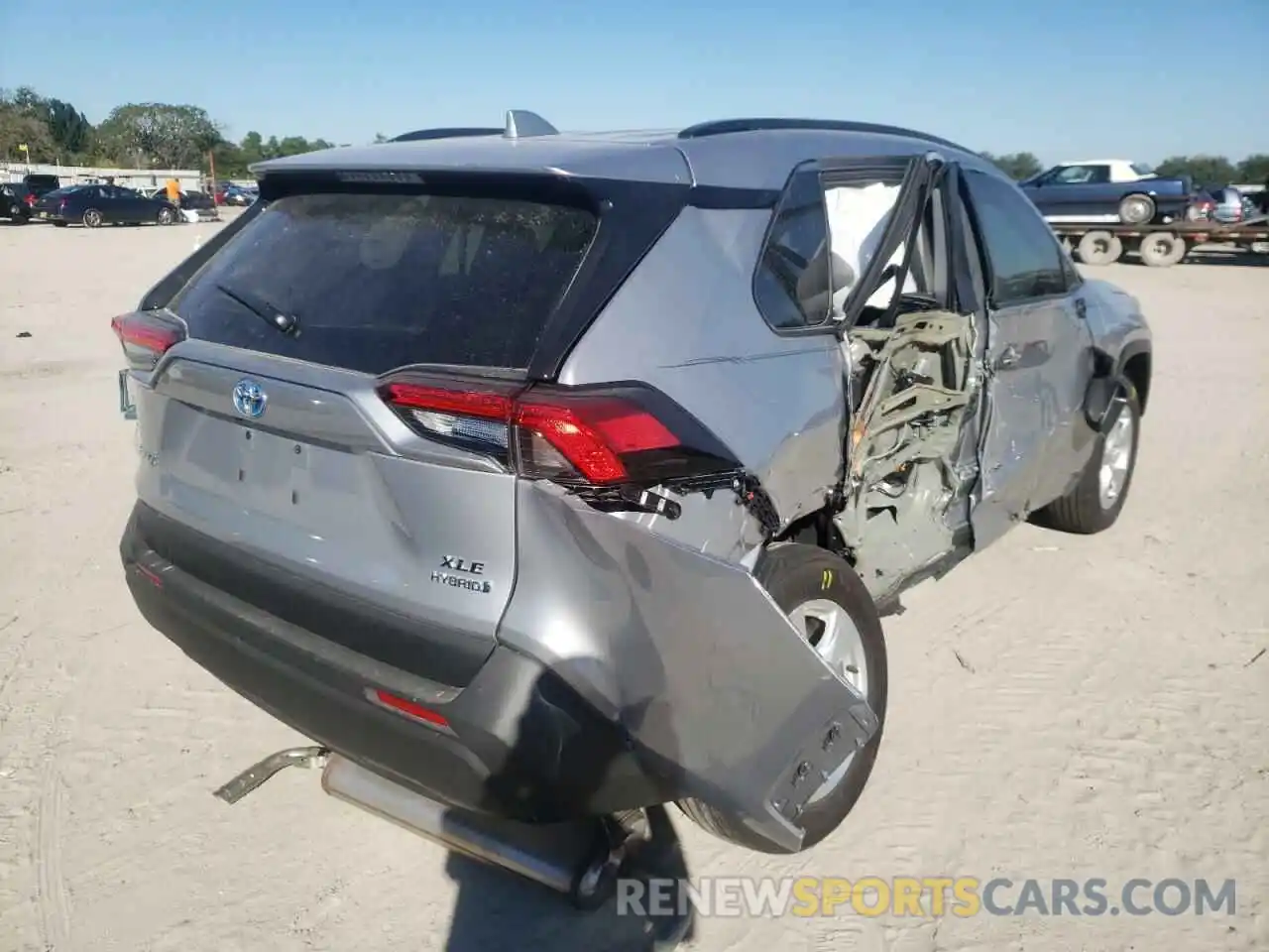 4 Photograph of a damaged car 4T3RWRFV0MU014897 TOYOTA RAV4 2021