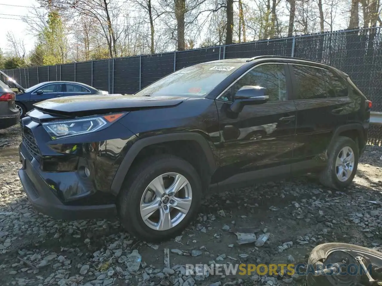 1 Photograph of a damaged car 4T3RWRFV0MU020165 TOYOTA RAV4 2021