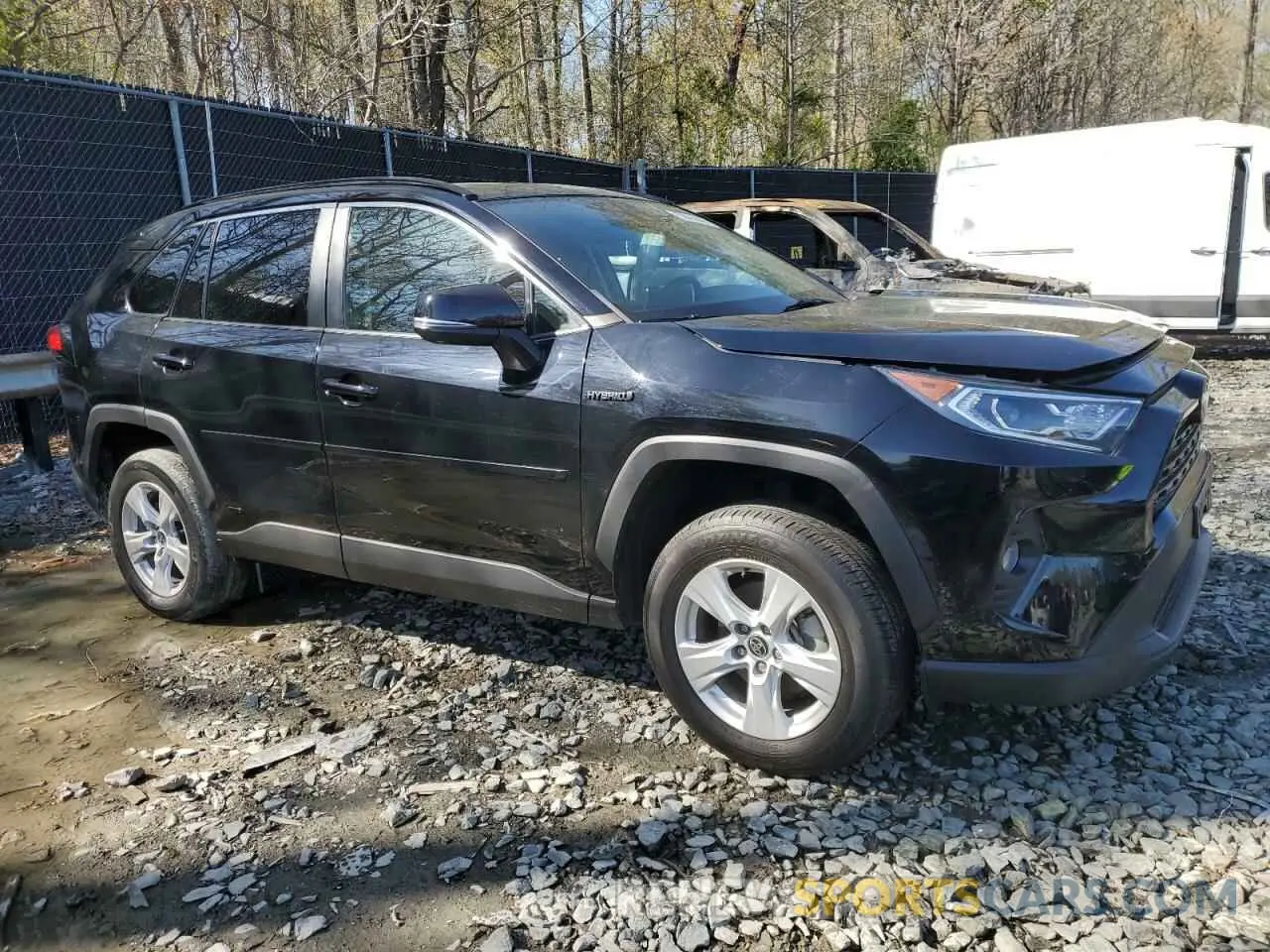 4 Photograph of a damaged car 4T3RWRFV0MU020165 TOYOTA RAV4 2021