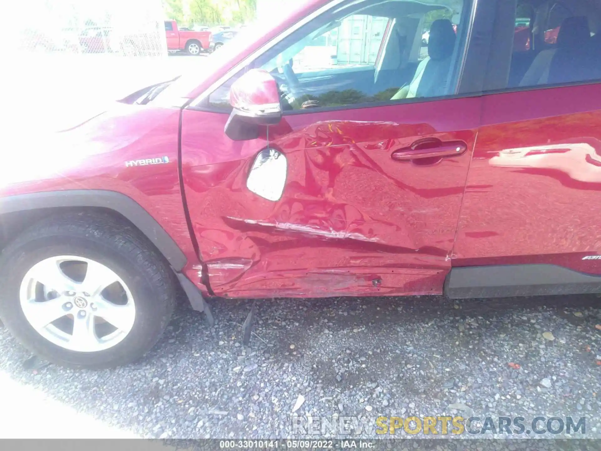 6 Photograph of a damaged car 4T3RWRFV0MU020585 TOYOTA RAV4 2021