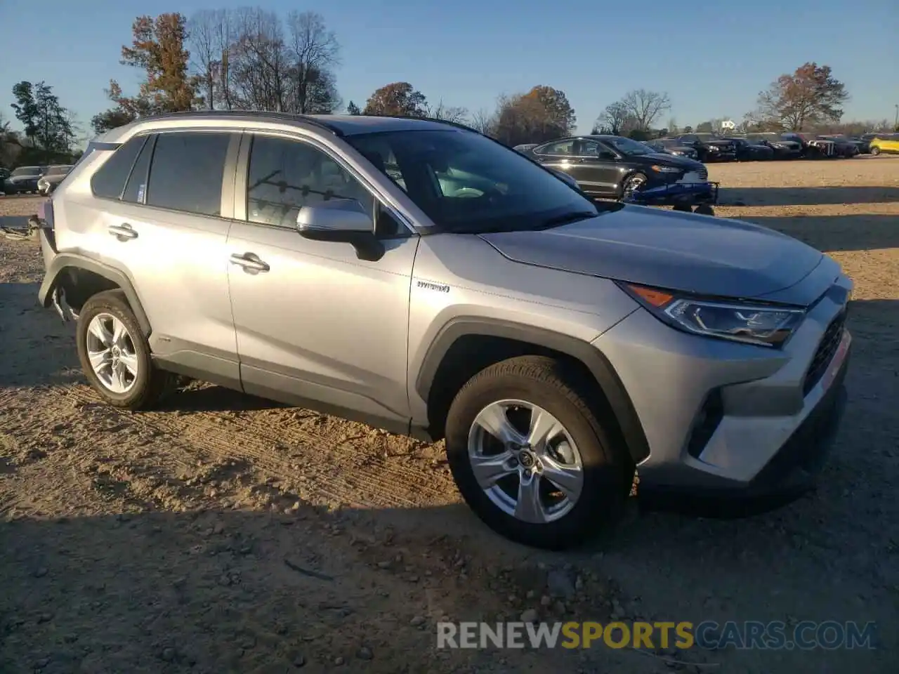 4 Photograph of a damaged car 4T3RWRFV0MU030095 TOYOTA RAV4 2021