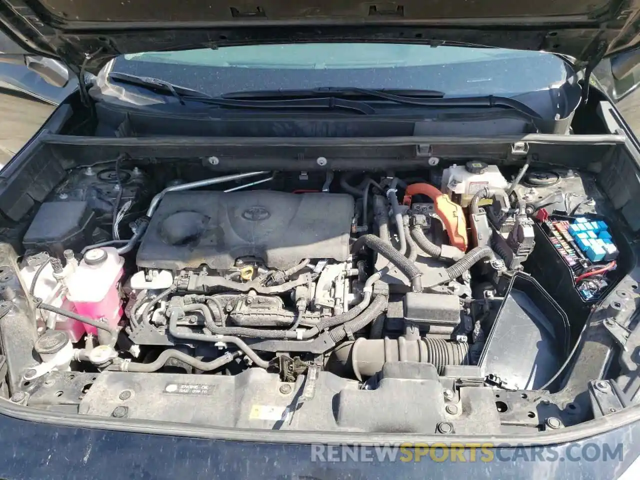 7 Photograph of a damaged car 4T3RWRFV0MU040013 TOYOTA RAV4 2021