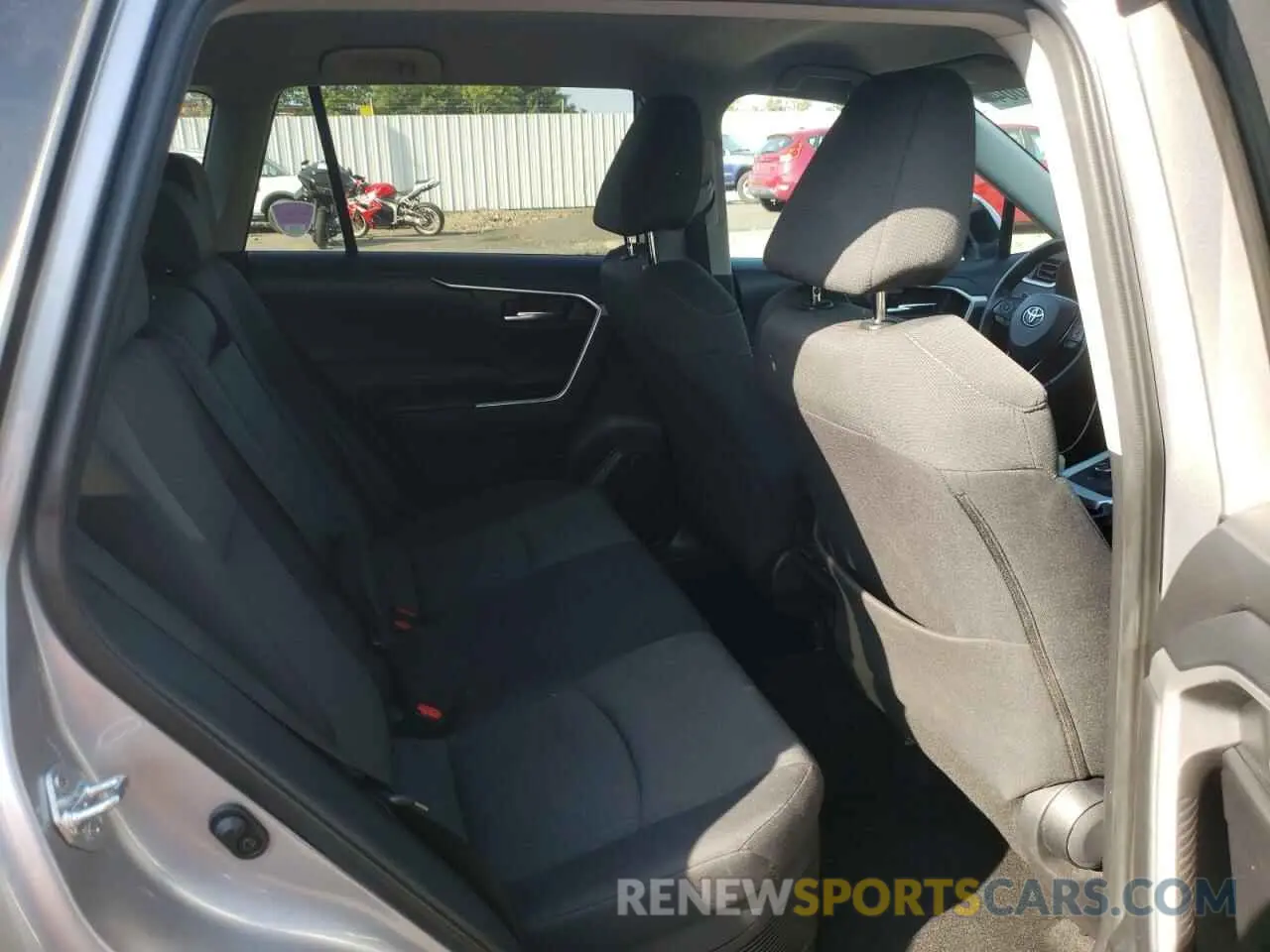 10 Photograph of a damaged car 4T3RWRFV1MU021776 TOYOTA RAV4 2021