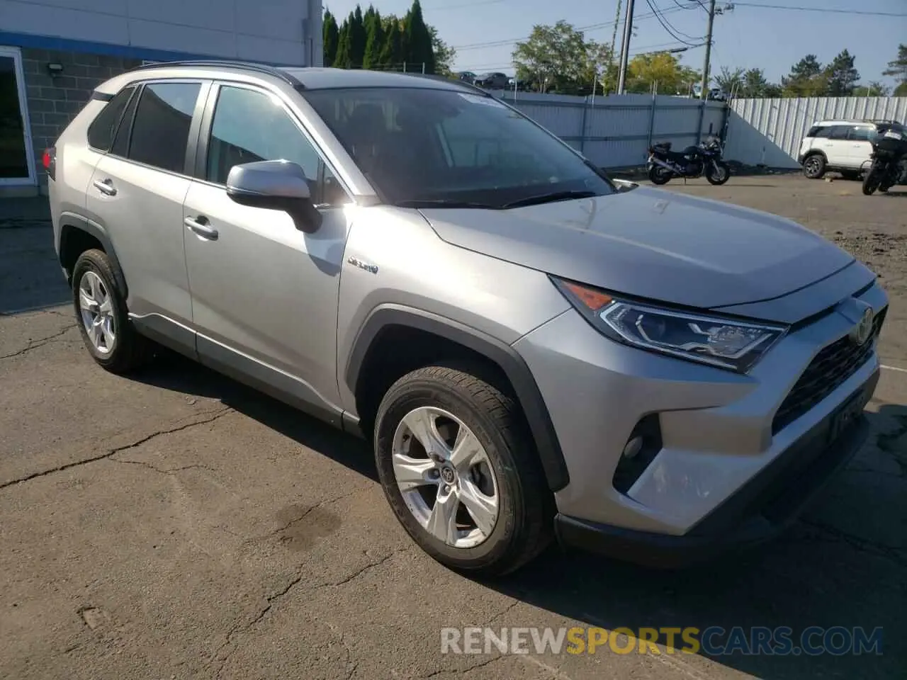 4 Photograph of a damaged car 4T3RWRFV1MU021776 TOYOTA RAV4 2021