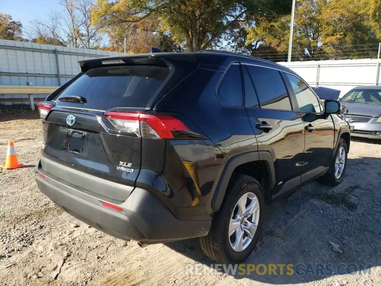 4 Photograph of a damaged car 4T3RWRFV1MU023852 TOYOTA RAV4 2021