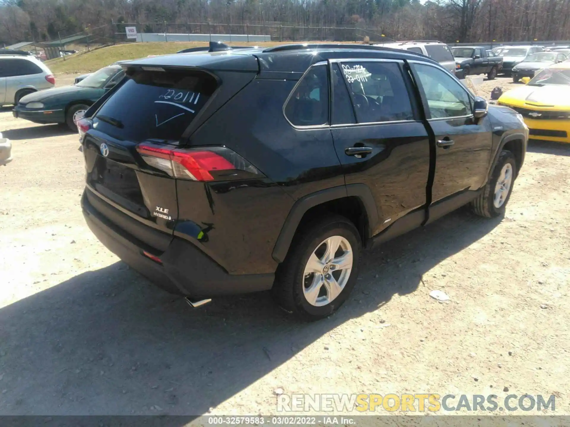 4 Photograph of a damaged car 4T3RWRFV2MU019342 TOYOTA RAV4 2021