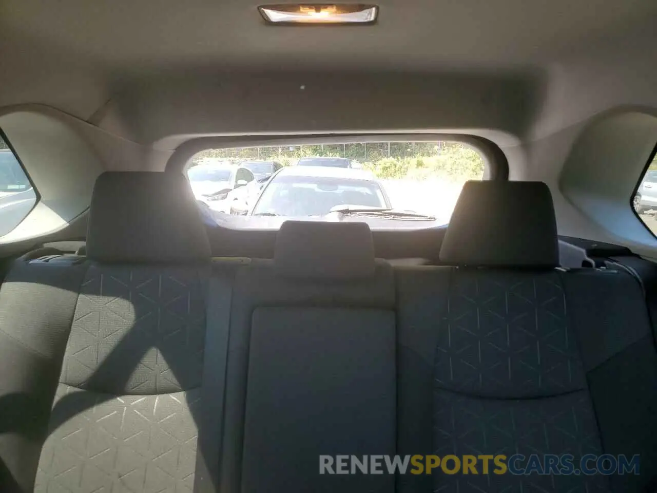 10 Photograph of a damaged car 4T3RWRFV2MU044189 TOYOTA RAV4 2021