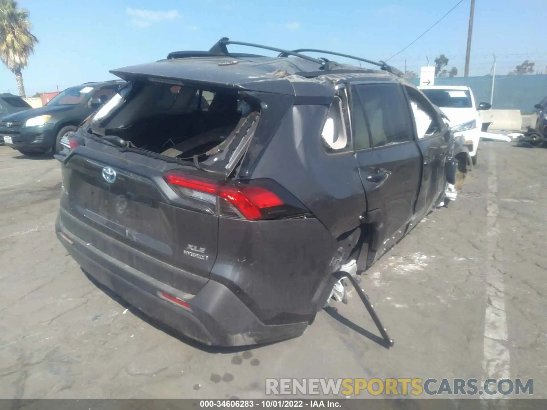 4 Photograph of a damaged car 4T3RWRFV2MU048078 TOYOTA RAV4 2021