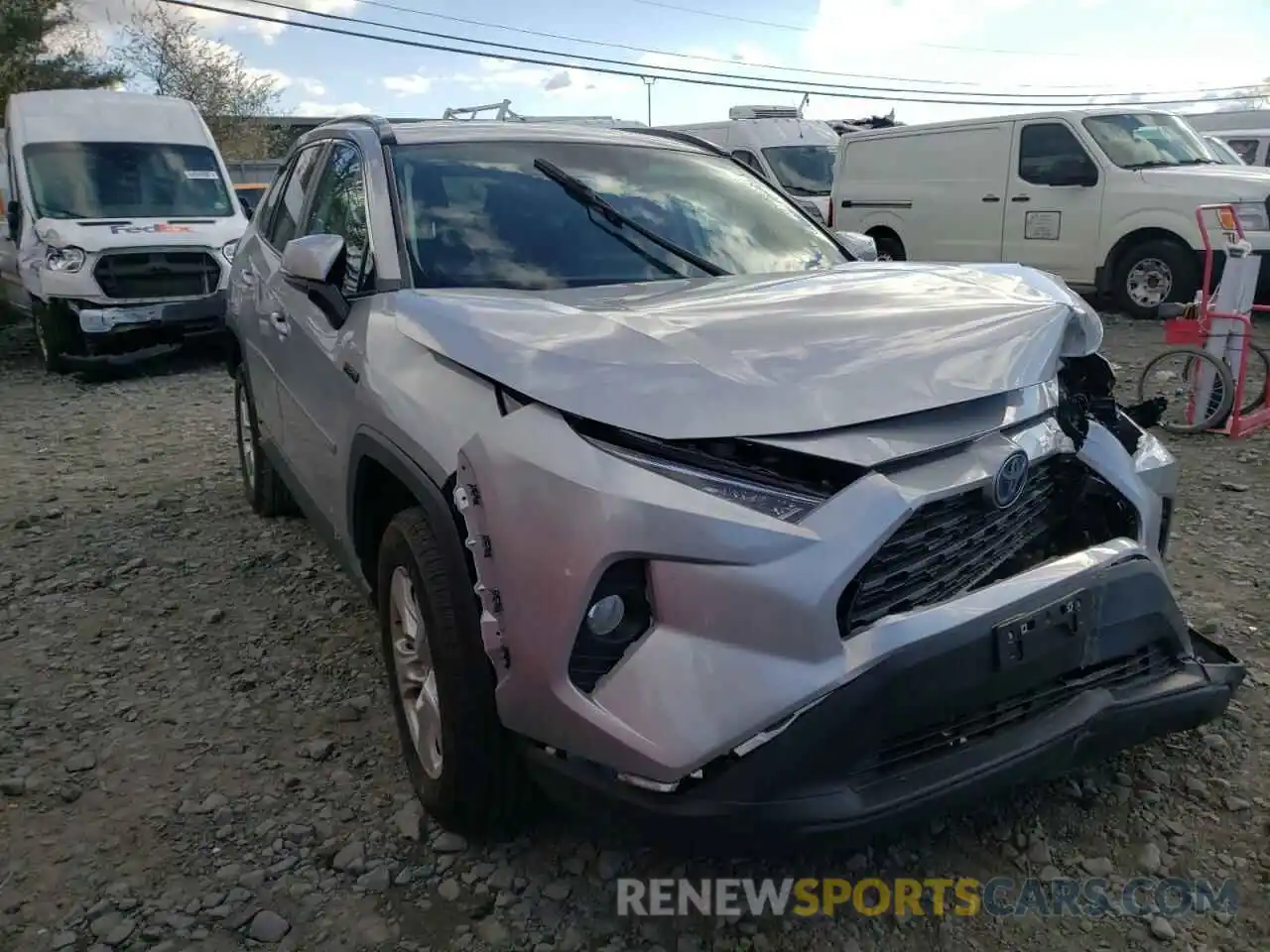 1 Photograph of a damaged car 4T3RWRFV3MU015056 TOYOTA RAV4 2021