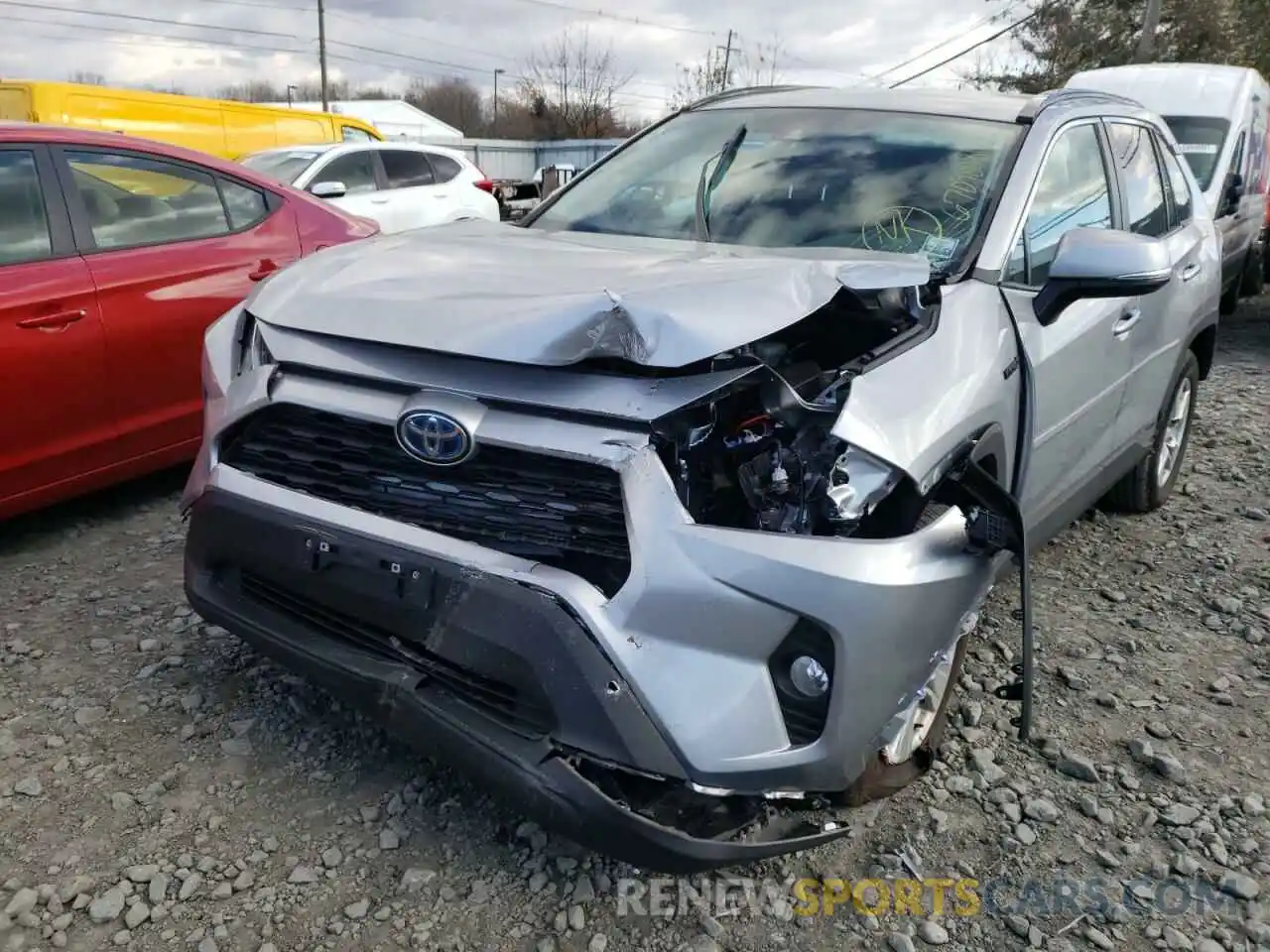 9 Photograph of a damaged car 4T3RWRFV3MU015056 TOYOTA RAV4 2021