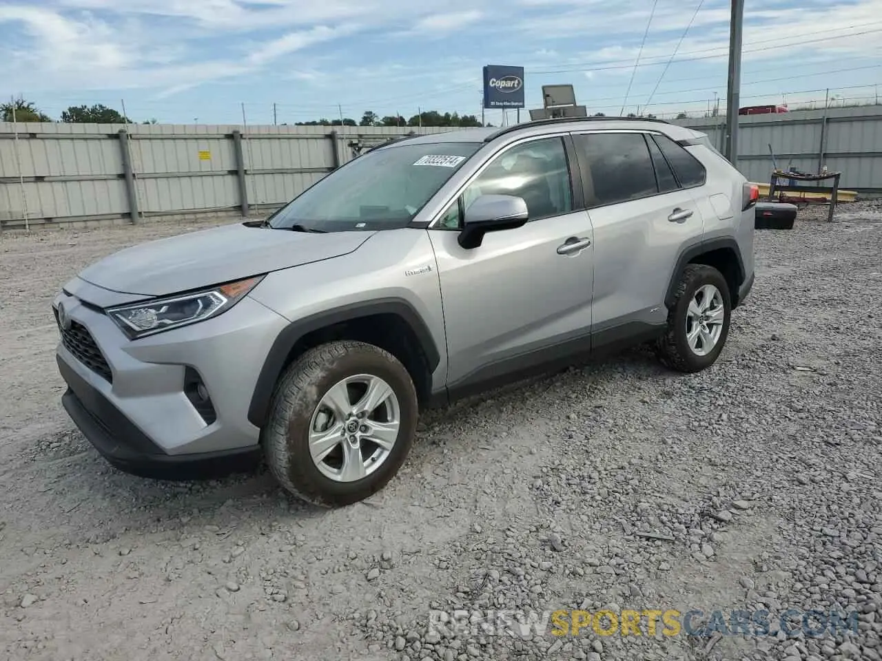 1 Photograph of a damaged car 4T3RWRFV3MU021021 TOYOTA RAV4 2021