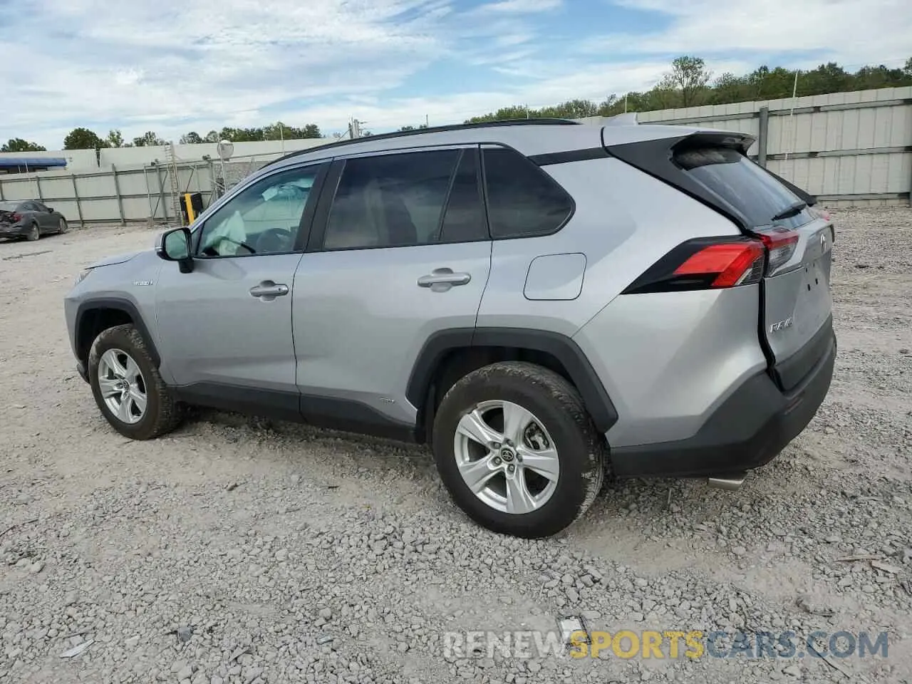 2 Photograph of a damaged car 4T3RWRFV3MU021021 TOYOTA RAV4 2021