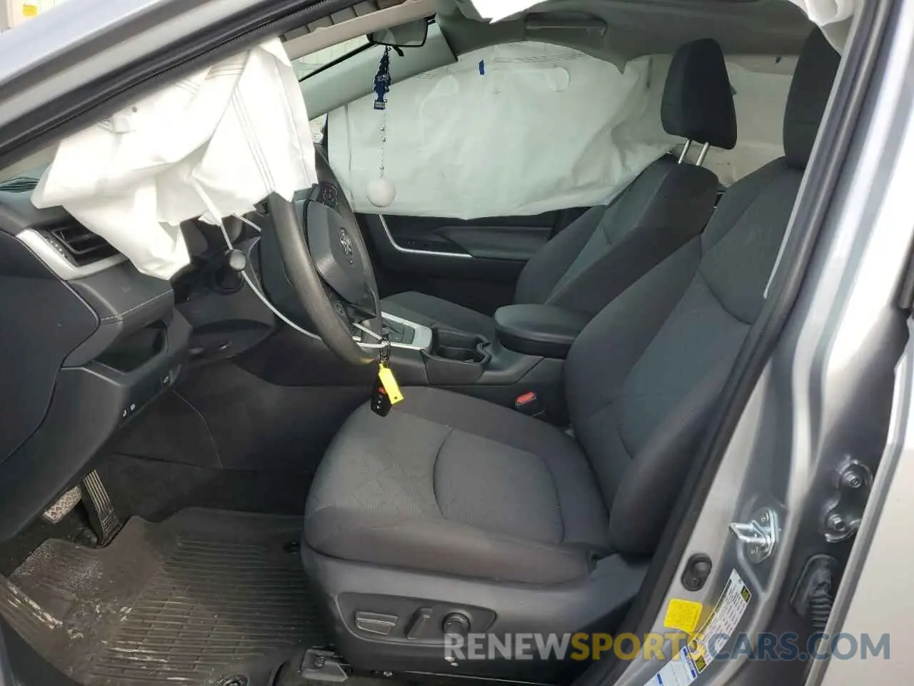 7 Photograph of a damaged car 4T3RWRFV3MU021021 TOYOTA RAV4 2021