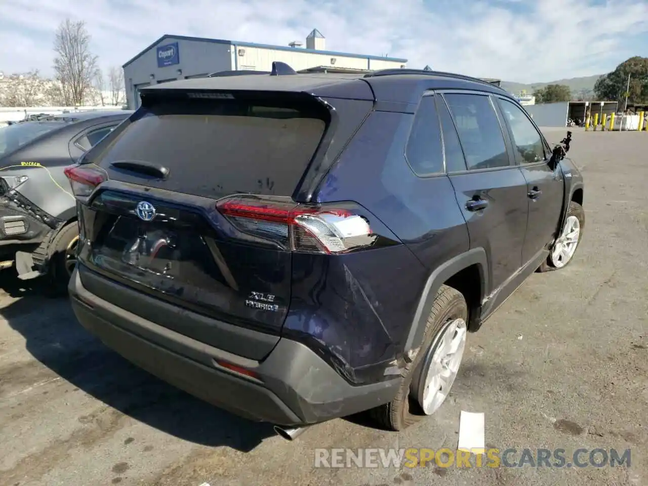 4 Photograph of a damaged car 4T3RWRFV3MU021486 TOYOTA RAV4 2021