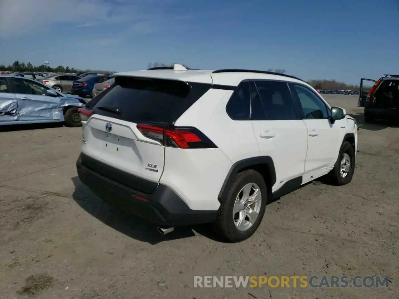 4 Photograph of a damaged car 4T3RWRFV3MU023173 TOYOTA RAV4 2021