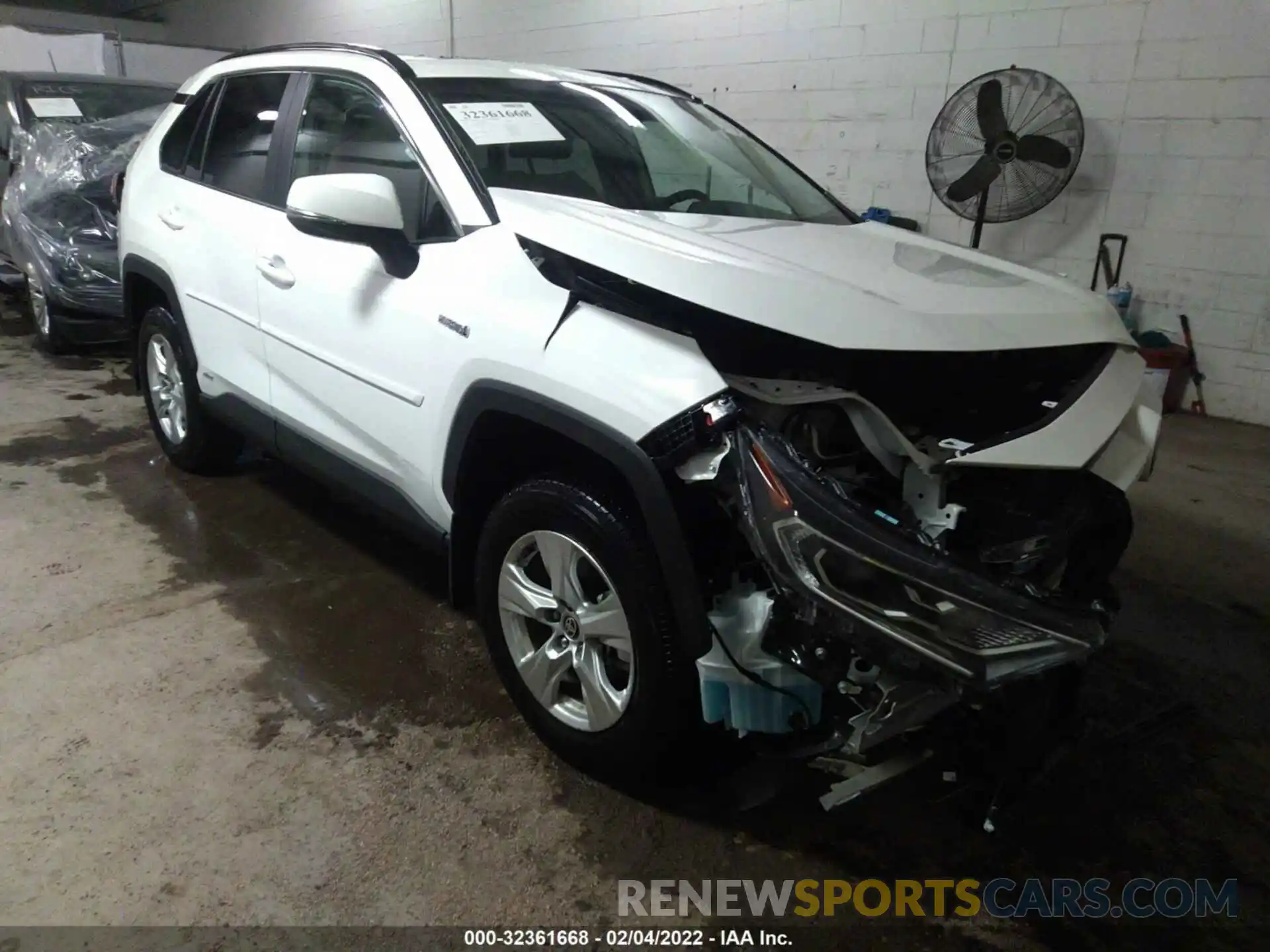 1 Photograph of a damaged car 4T3RWRFV3MU030205 TOYOTA RAV4 2021