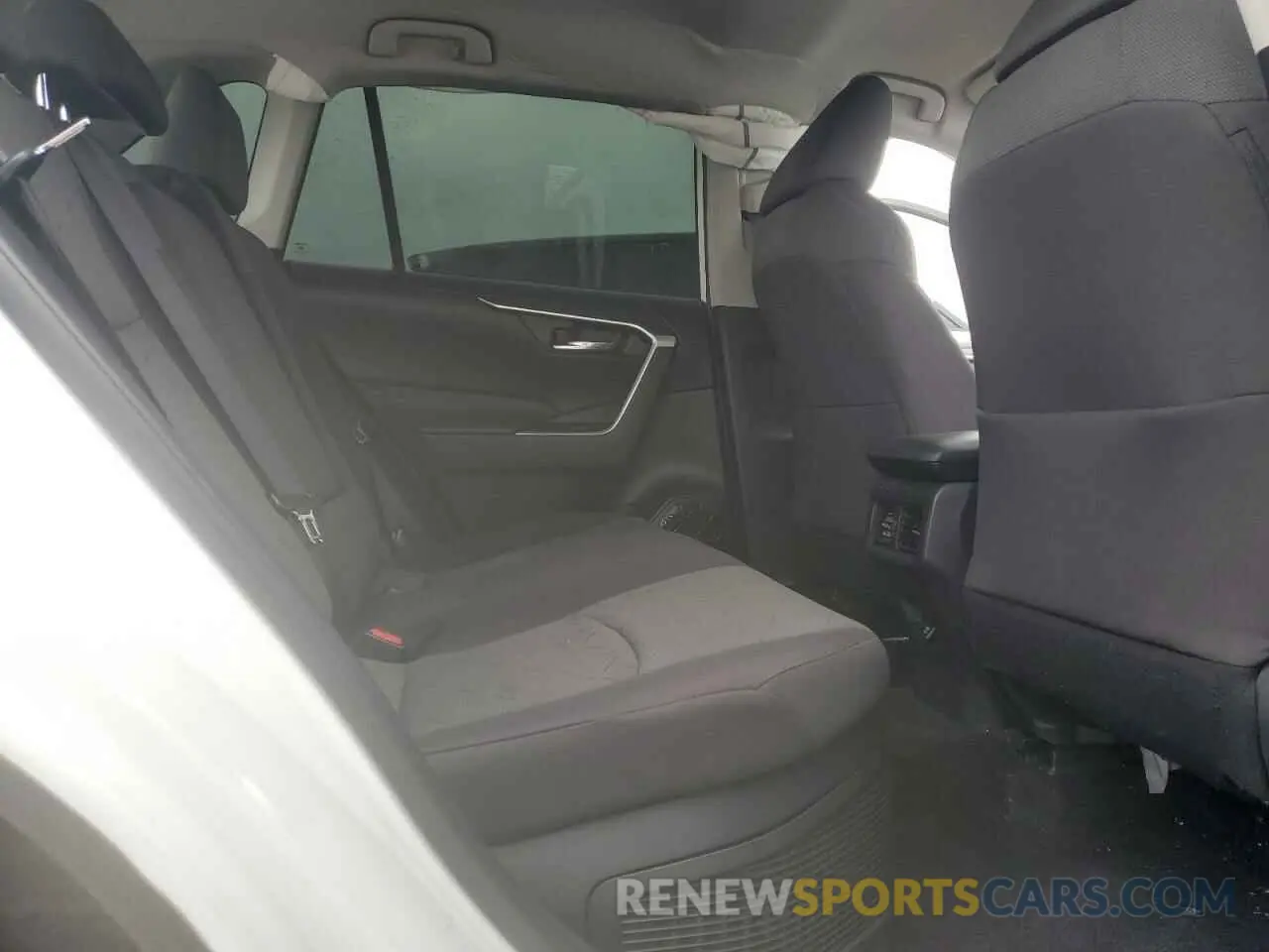 12 Photograph of a damaged car 4T3RWRFV3MU033573 TOYOTA RAV4 2021