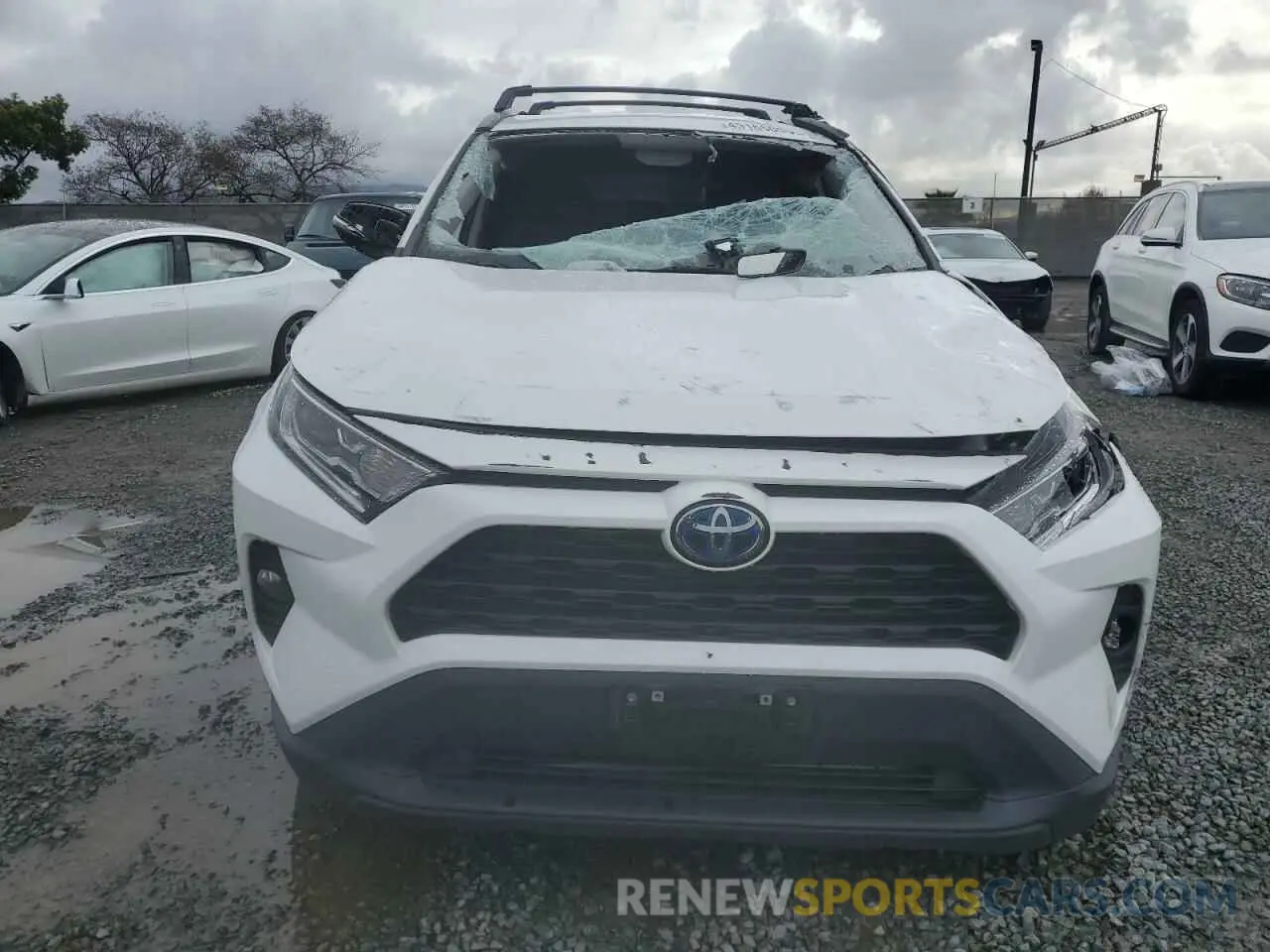 5 Photograph of a damaged car 4T3RWRFV3MU033573 TOYOTA RAV4 2021